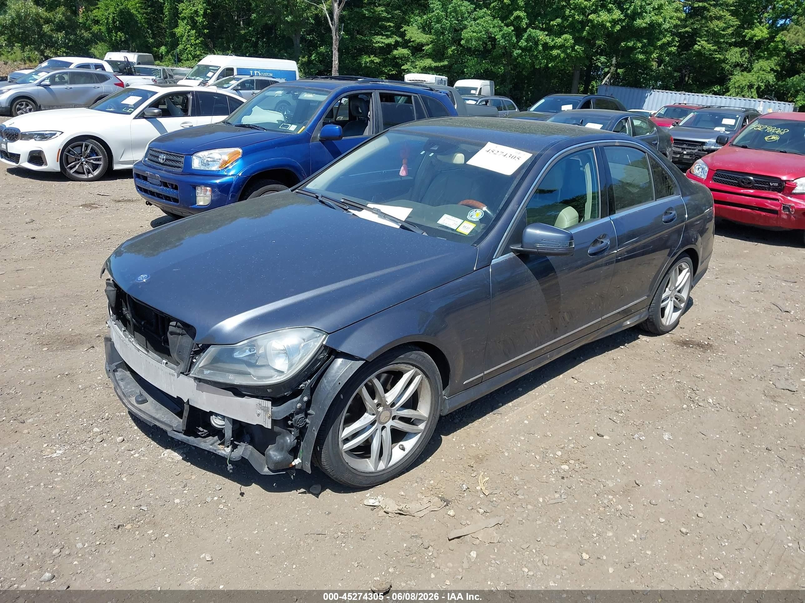 2013 Mercedes-benz C 300 Sport 4matic Серый vin: WDDGF8AB2DR287893