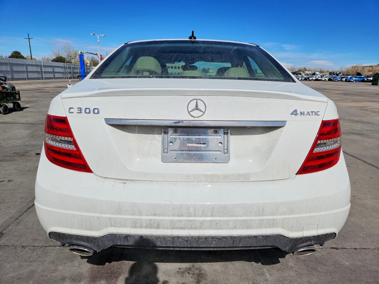 2013 Mercedes-benz C 300 4matic White vin: WDDGF8AB2DR289448
