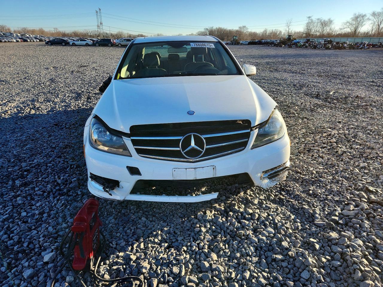 2014 Mercedes-benz C 300 4matic White vin: WDDGF8AB2EA913135
