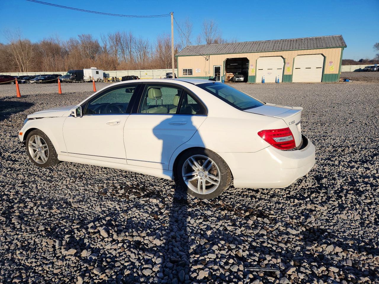2014 Mercedes-benz C 300 4matic White vin: WDDGF8AB2EA913135
