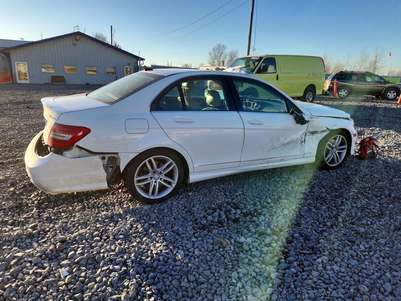 2014 Mercedes-benz C 300 4matic White vin: WDDGF8AB2EA913135