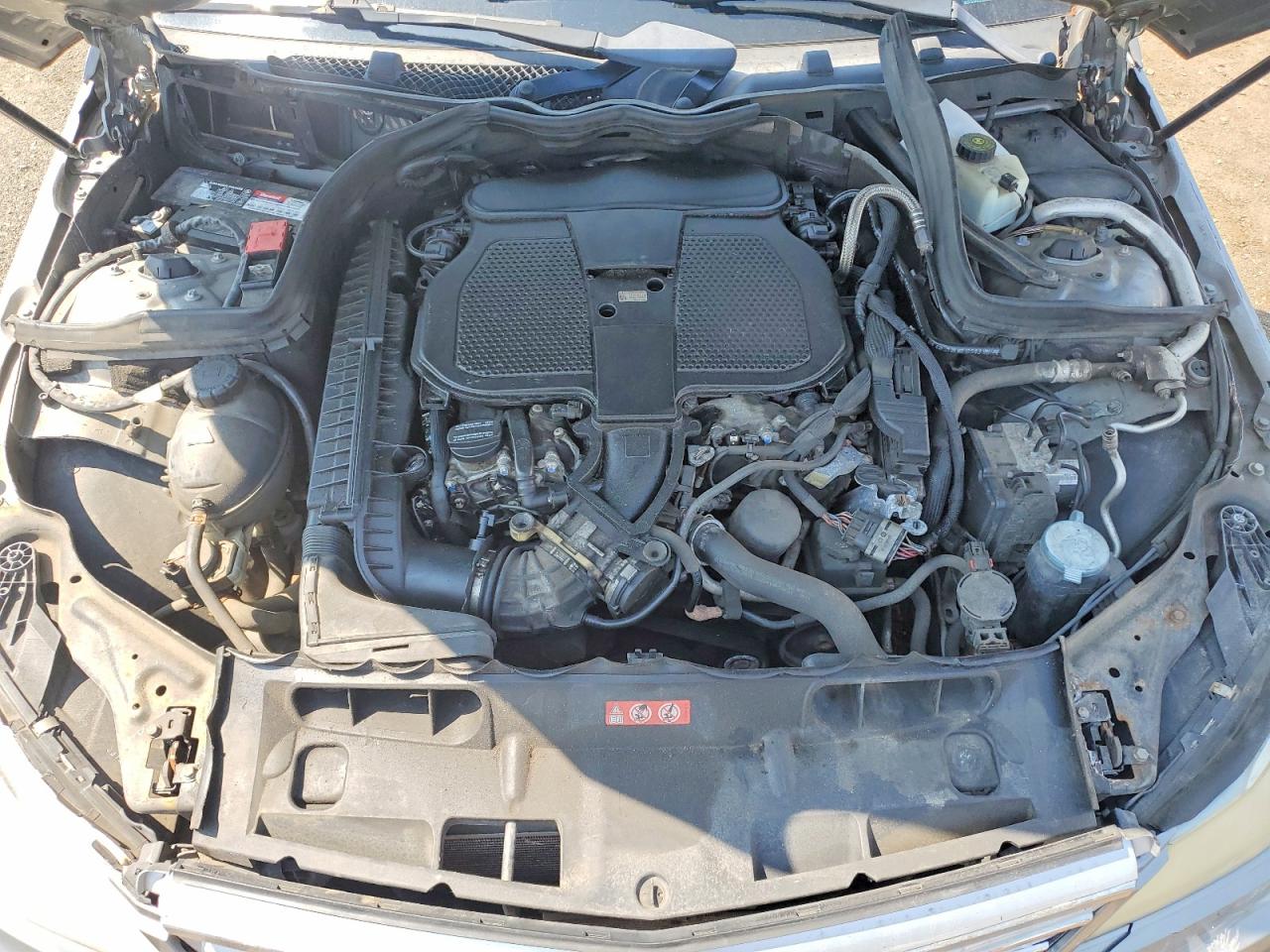 2014 Mercedes-benz C 300 4matic Silver vin: WDDGF8AB2EA949861