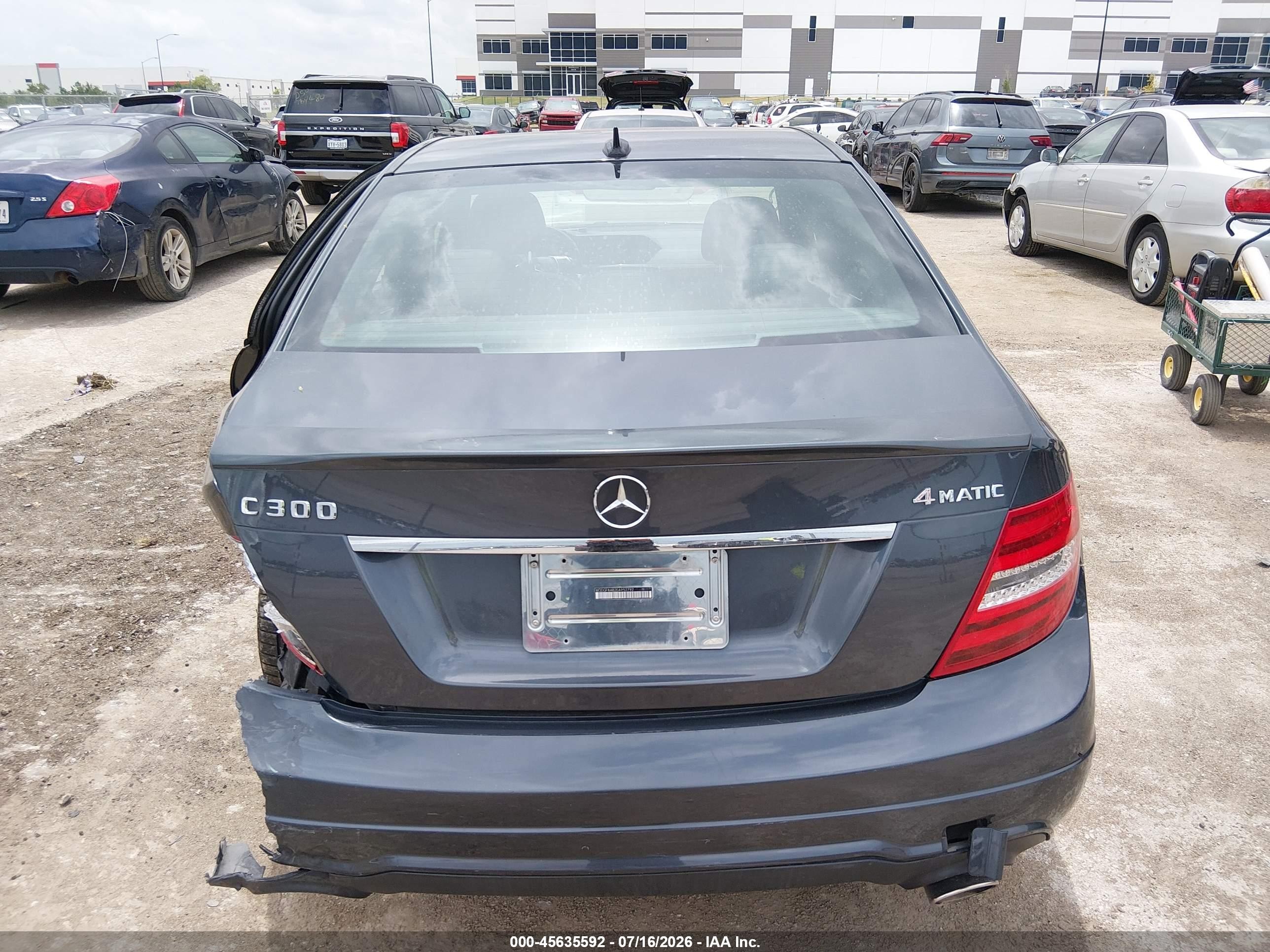 2014 Mercedes-benz C 300 Sport 4matic Gray vin: WDDGF8AB2EA952792