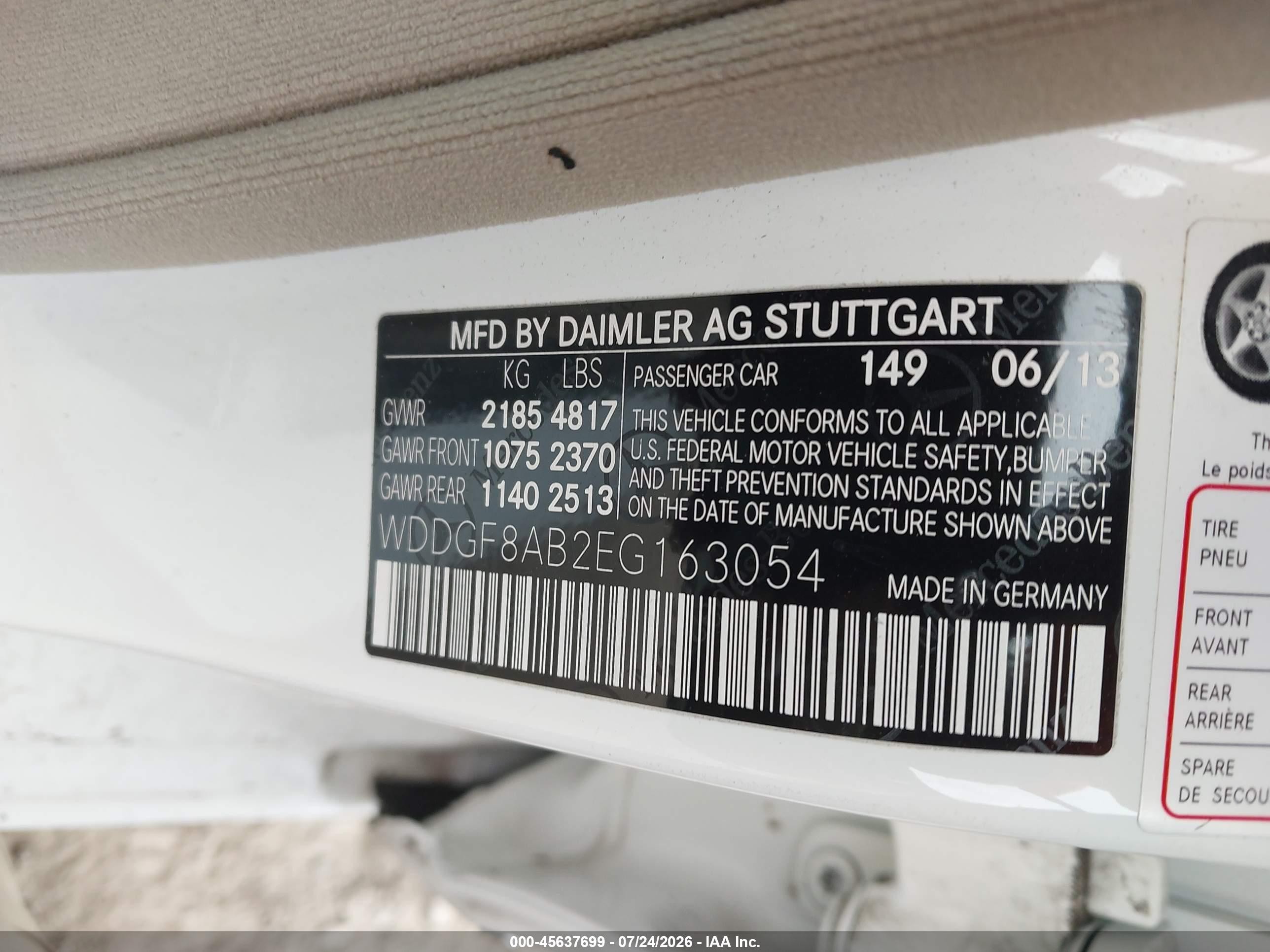 2014 Mercedes-benz C 300 Sport 4matic White vin: WDDGF8AB2EG163054