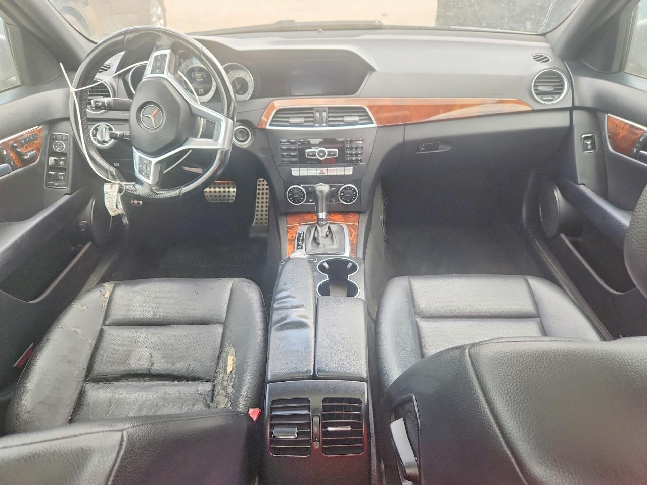 2014 Mercedes-benz C 300 4matic Silver vin: WDDGF8AB2EG209899