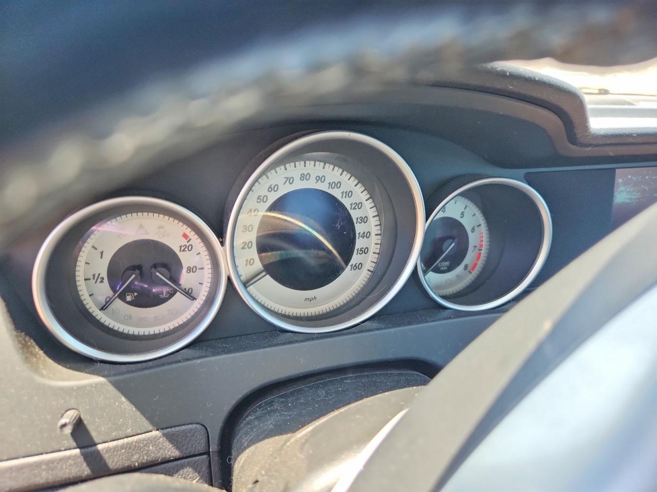 2014 Mercedes-benz C 300 4matic Silver vin: WDDGF8AB2EG209899