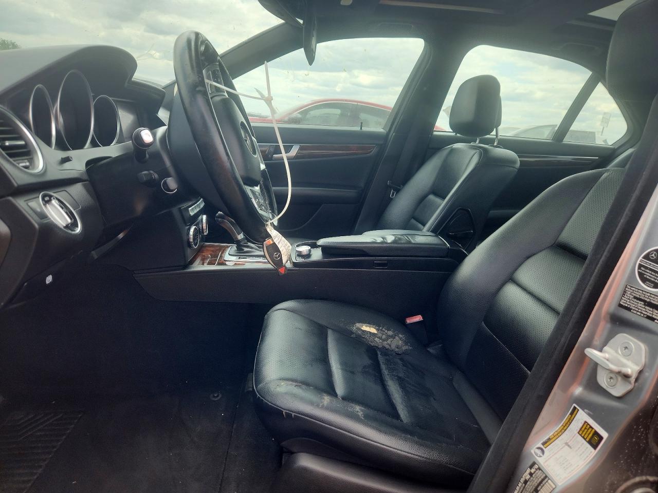2014 Mercedes-benz C 300 4matic Silver vin: WDDGF8AB2EG209899