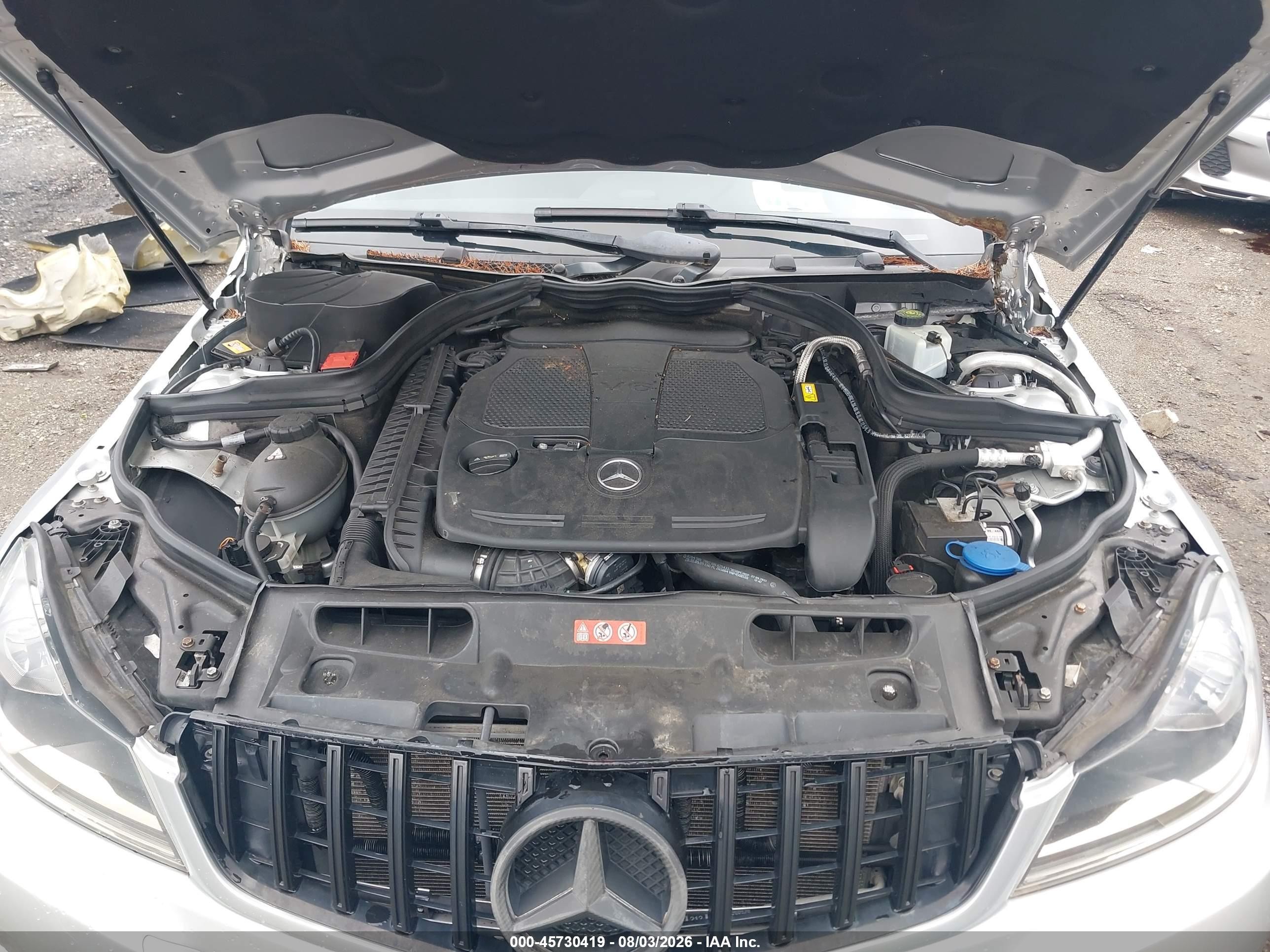 2014 Mercedes-benz C 300 Sport 4matic Silver vin: WDDGF8AB2EG231854