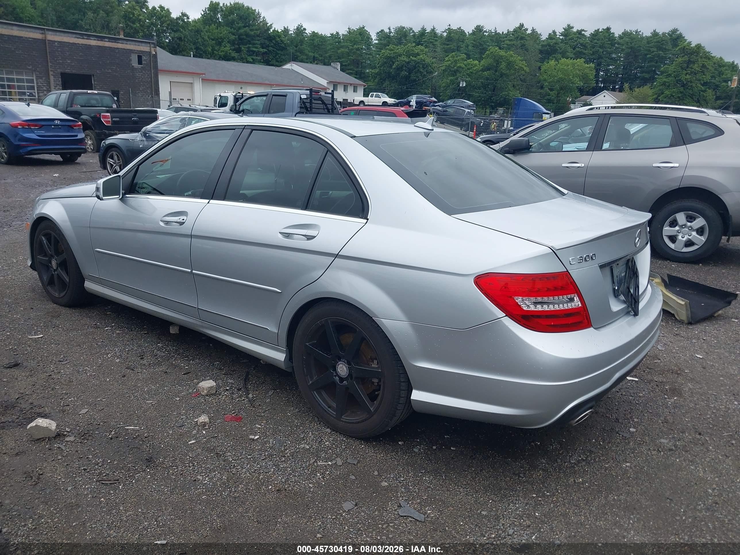 2014 Mercedes-benz C 300 Sport 4matic Silver vin: WDDGF8AB2EG231854