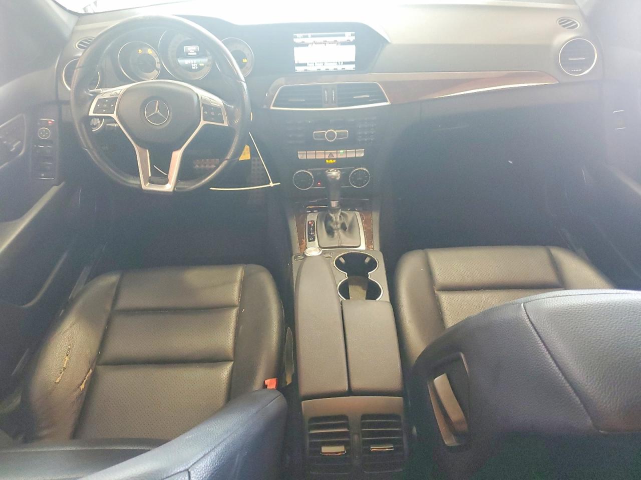 2014 Mercedes-benz C 300 4matic Silver vin: WDDGF8AB2ER307335