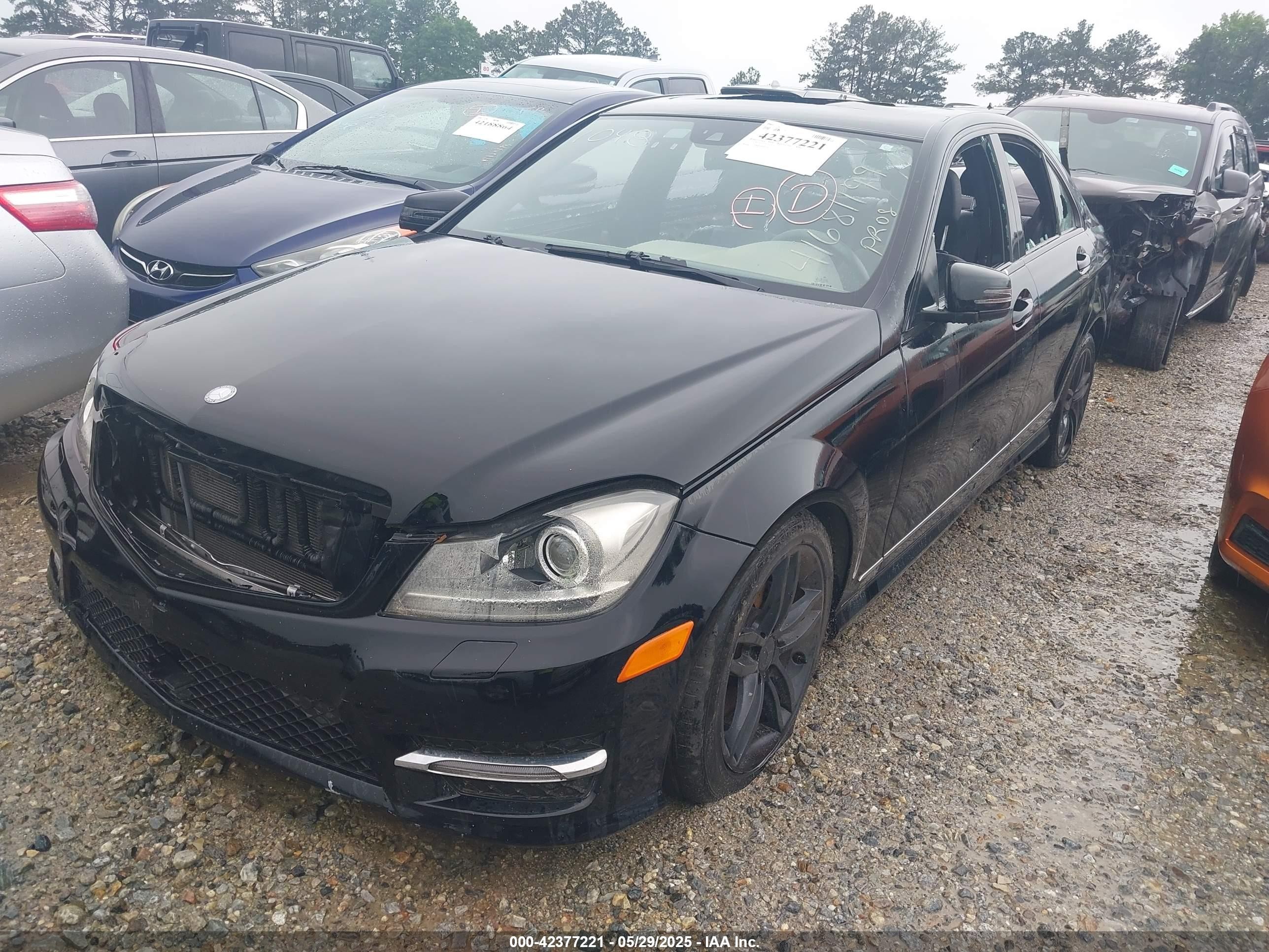 2013 Mercedes-benz C 300 Luxury 4matic/sport 4matic Black vin: WDDGF8AB3DA811048