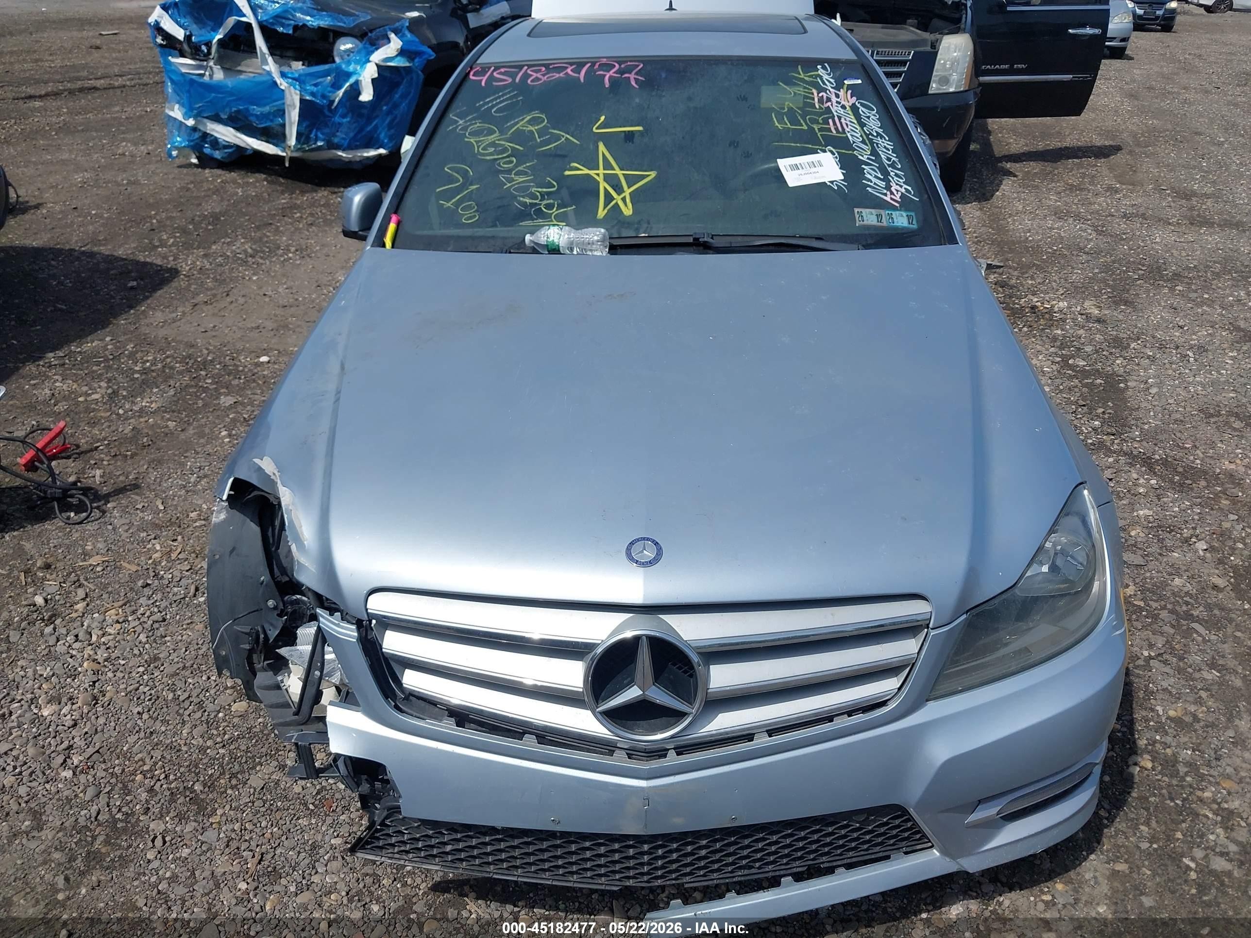 2013 Mercedes-benz C 300 Sport 4matic Серебряный vin: WDDGF8AB3DA811888