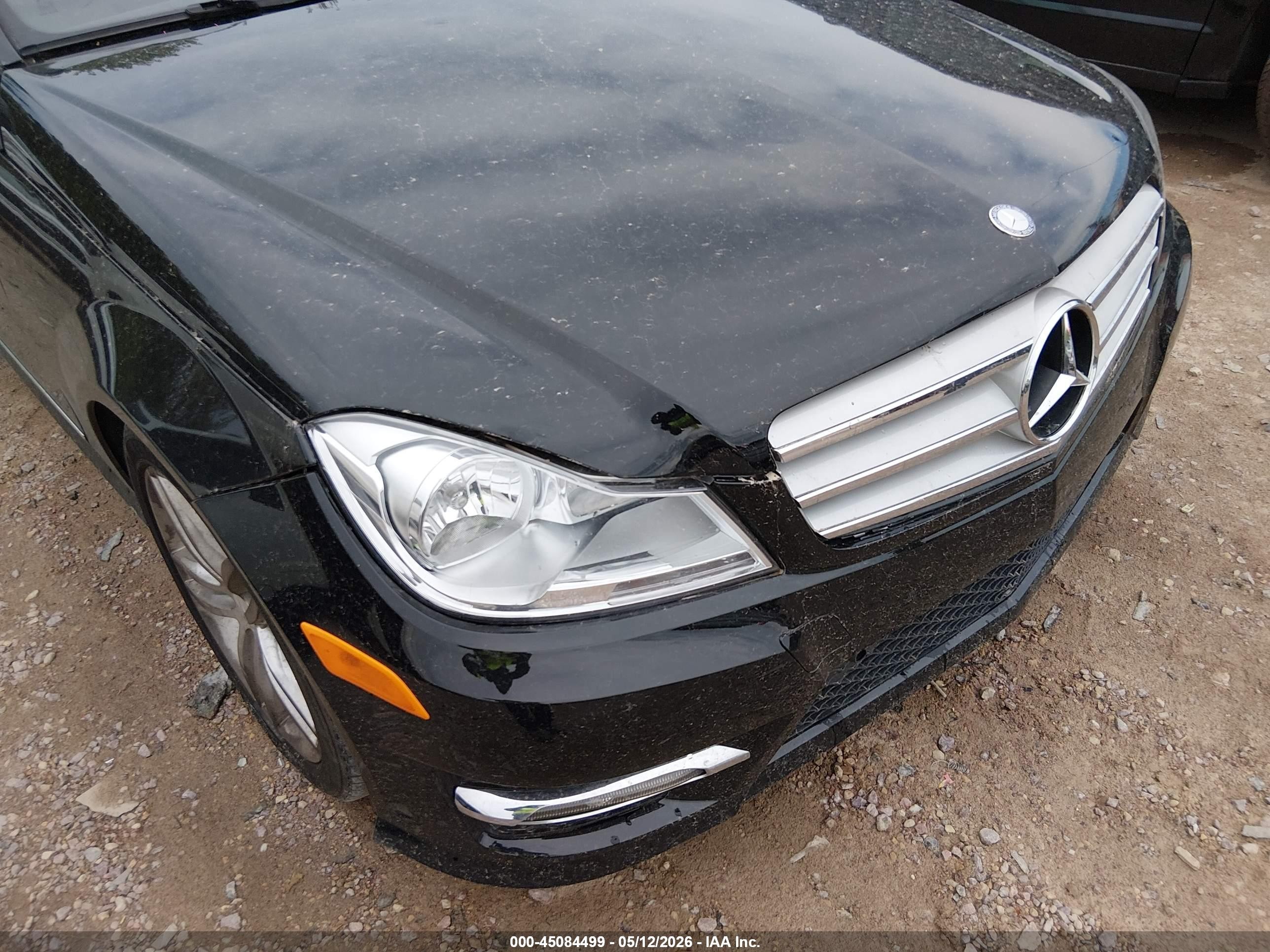 2013 Mercedes-benz C 300 Sport 4matic Черный vin: WDDGF8AB3DR241344