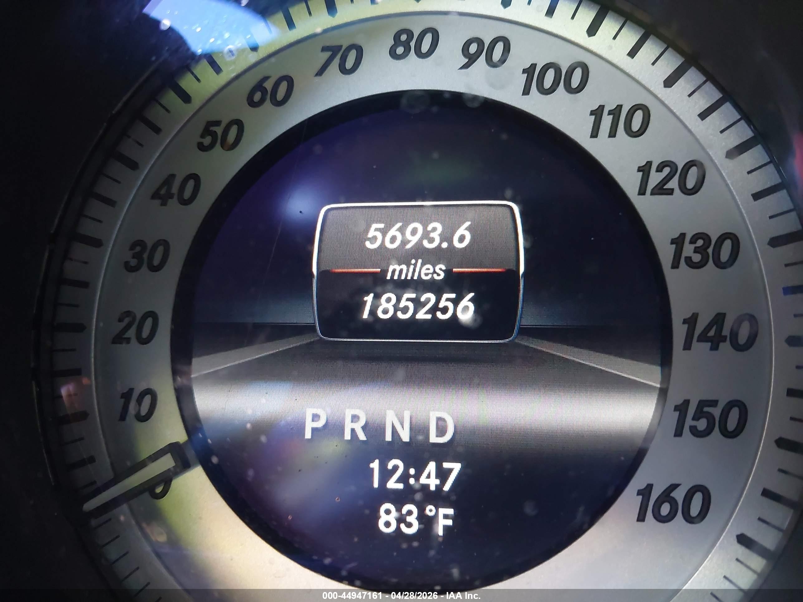2013 Mercedes-benz C 300 Sport 4matic Серебряный vin: WDDGF8AB3DR247435