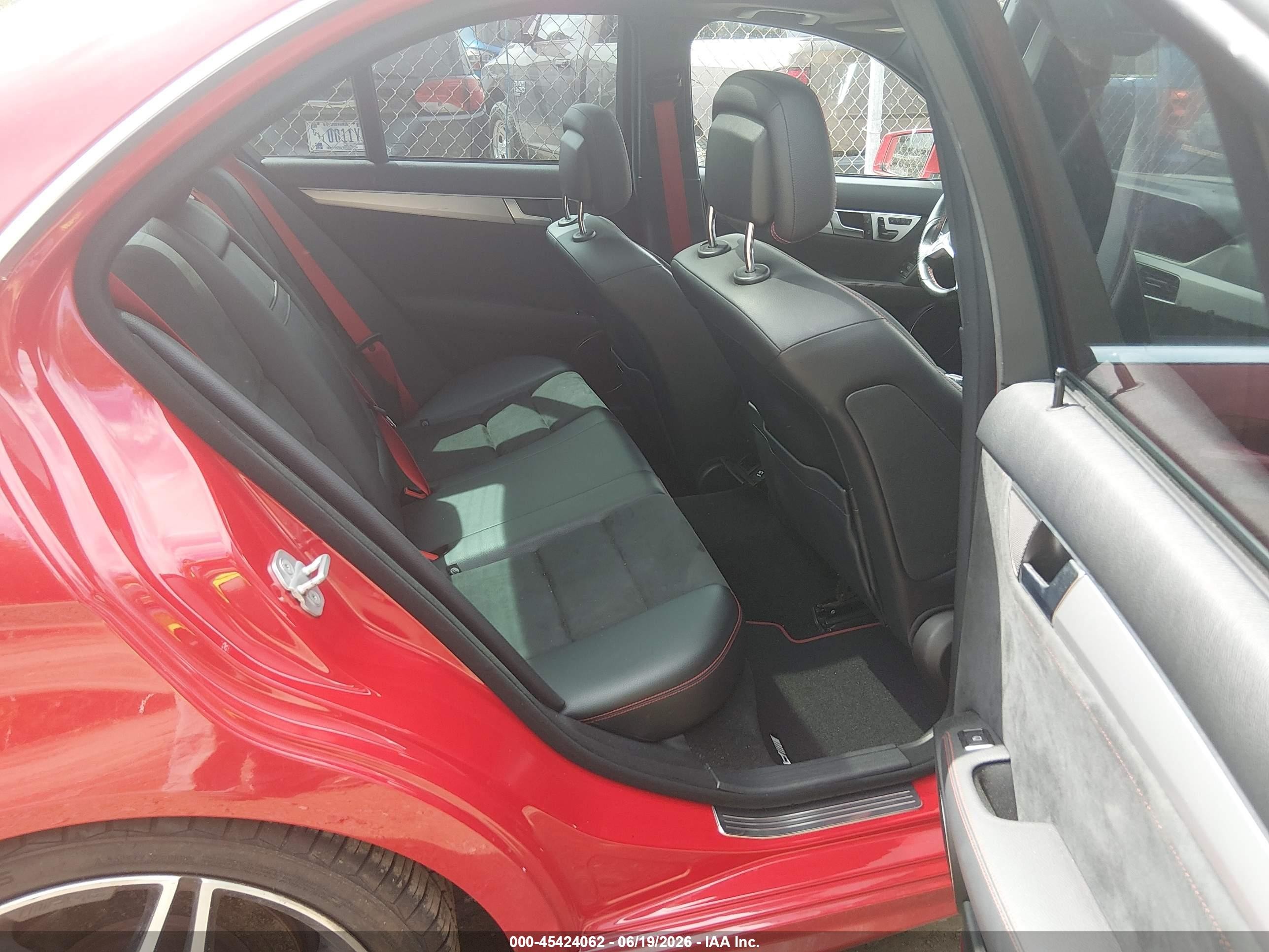 2013 Mercedes-benz C 300 Sport 4matic Red vin: WDDGF8AB3DR251713
