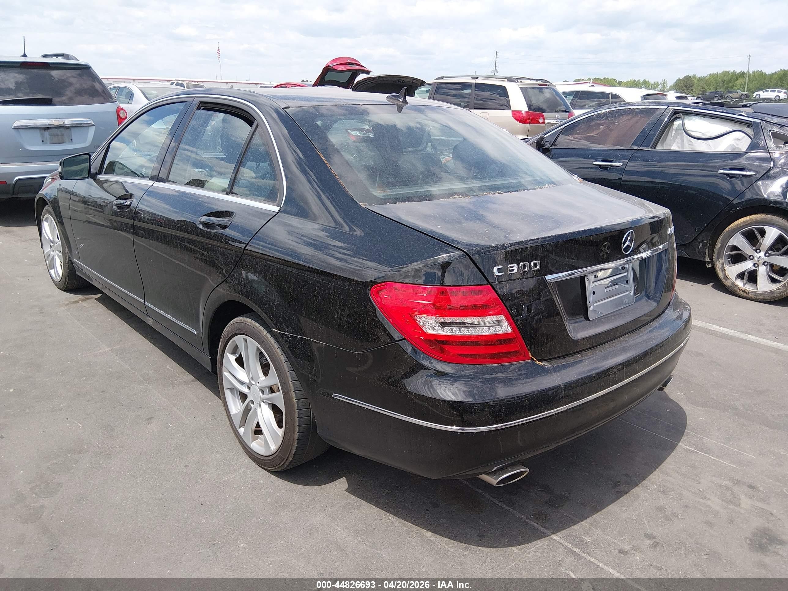2013 Mercedes-benz C 300 Luxury 4matic Black vin: WDDGF8AB3DR252828