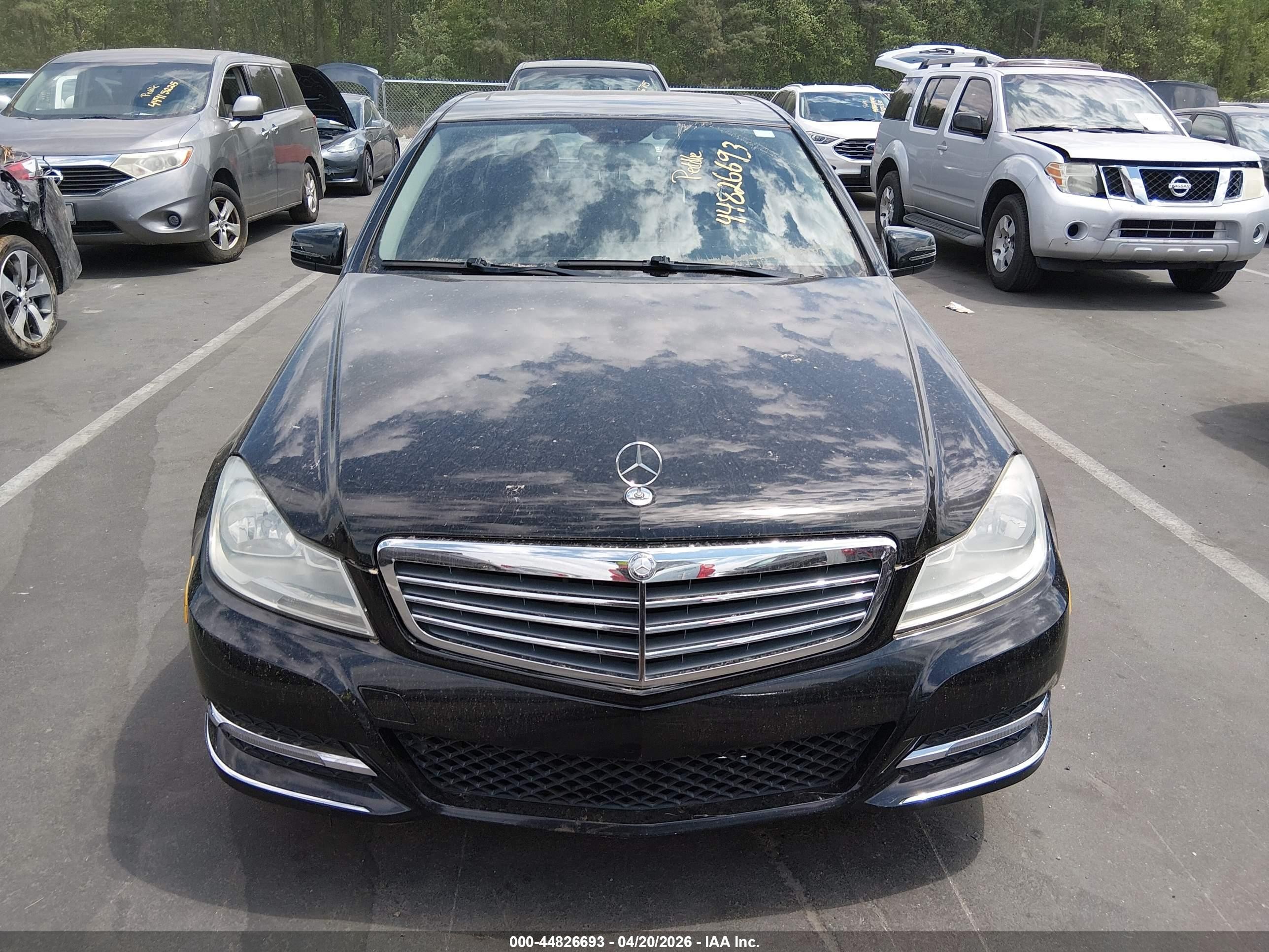 2013 Mercedes-benz C 300 Luxury 4matic Black vin: WDDGF8AB3DR252828
