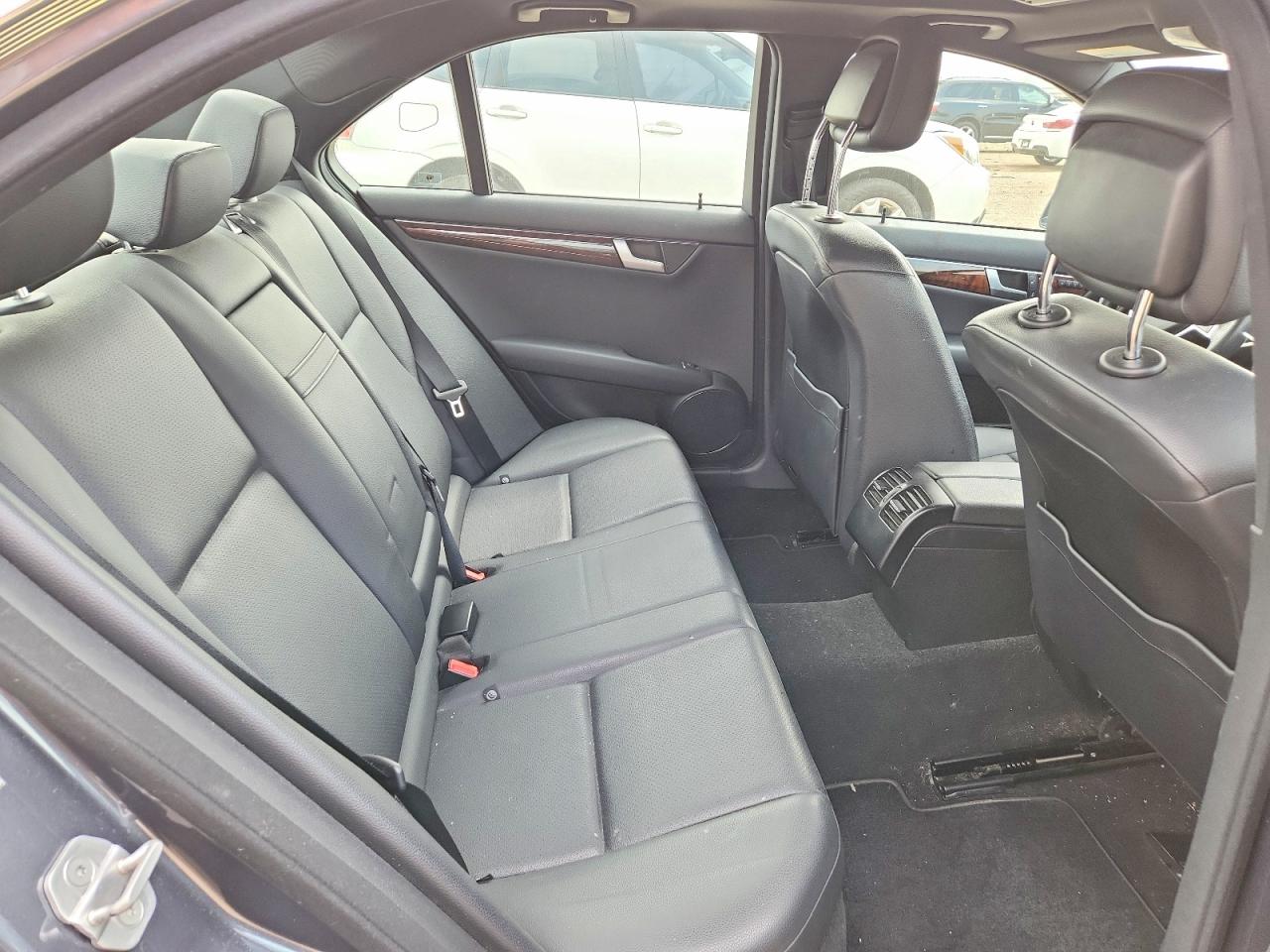 2013 Mercedes-benz C 300 4matic Gray vin: WDDGF8AB3DR259293