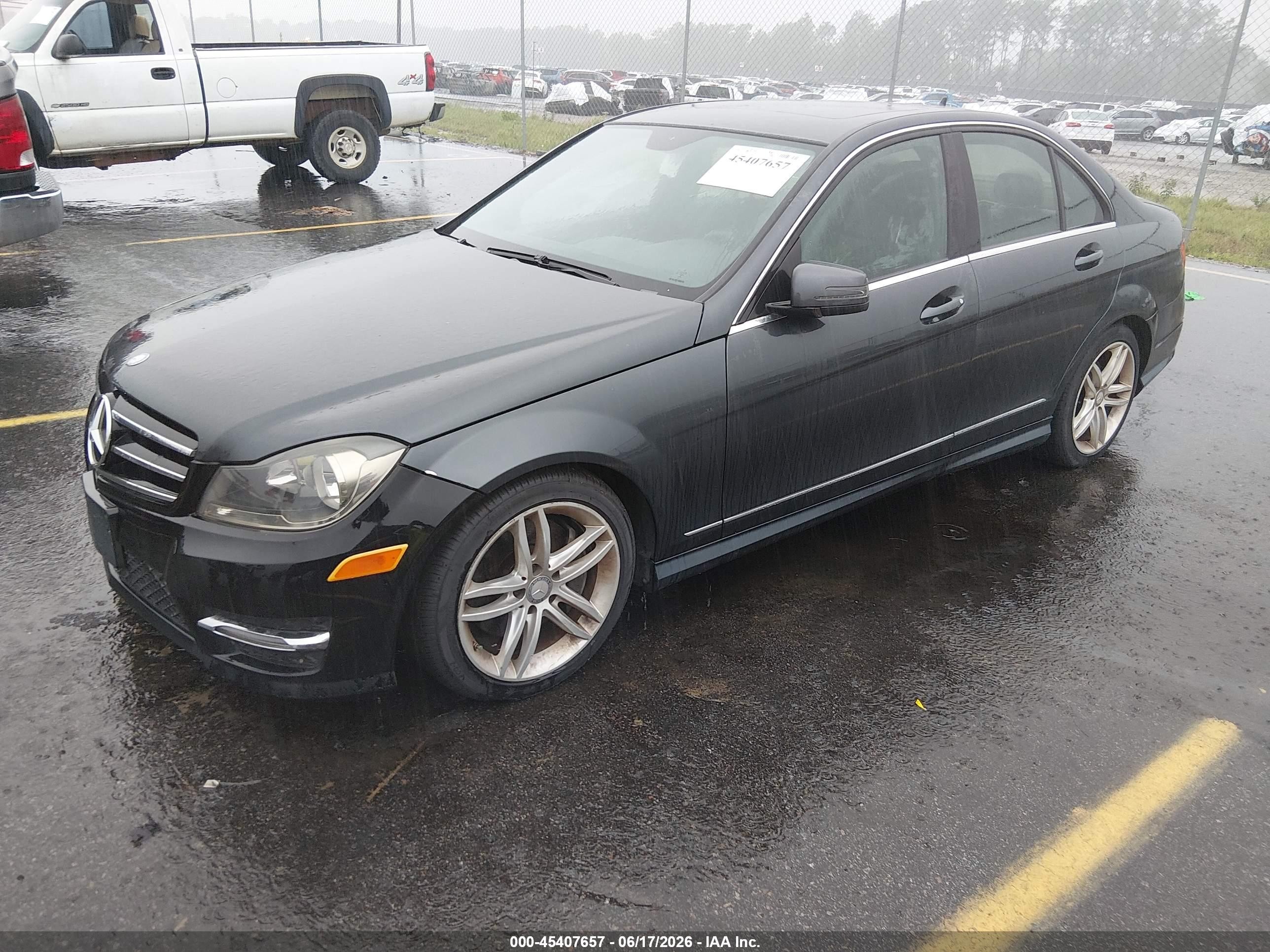 2013 Mercedes-benz C 300 Sport 4matic Gray vin: WDDGF8AB3DR264316