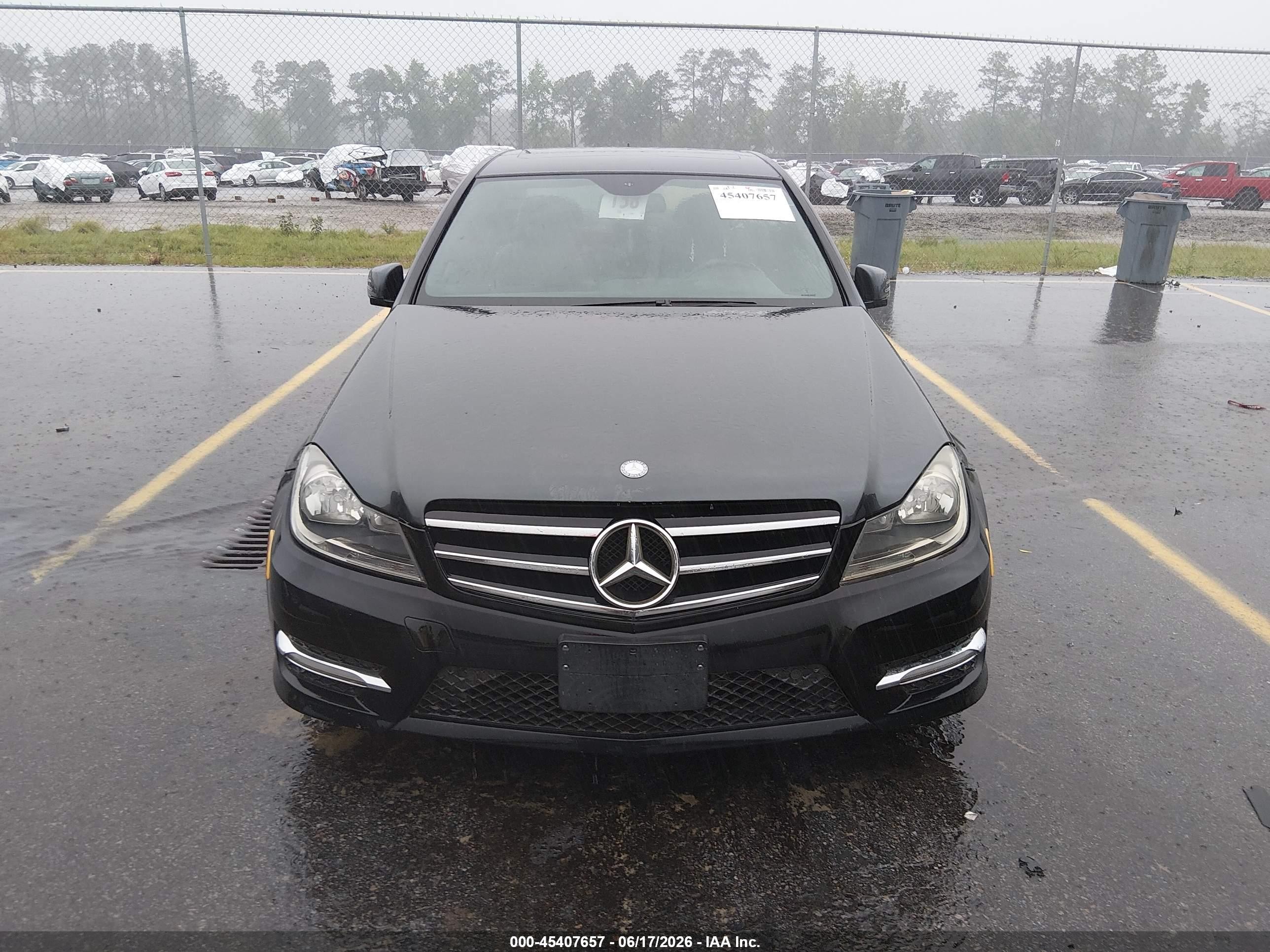 2013 Mercedes-benz C 300 Sport 4matic Gray vin: WDDGF8AB3DR264316