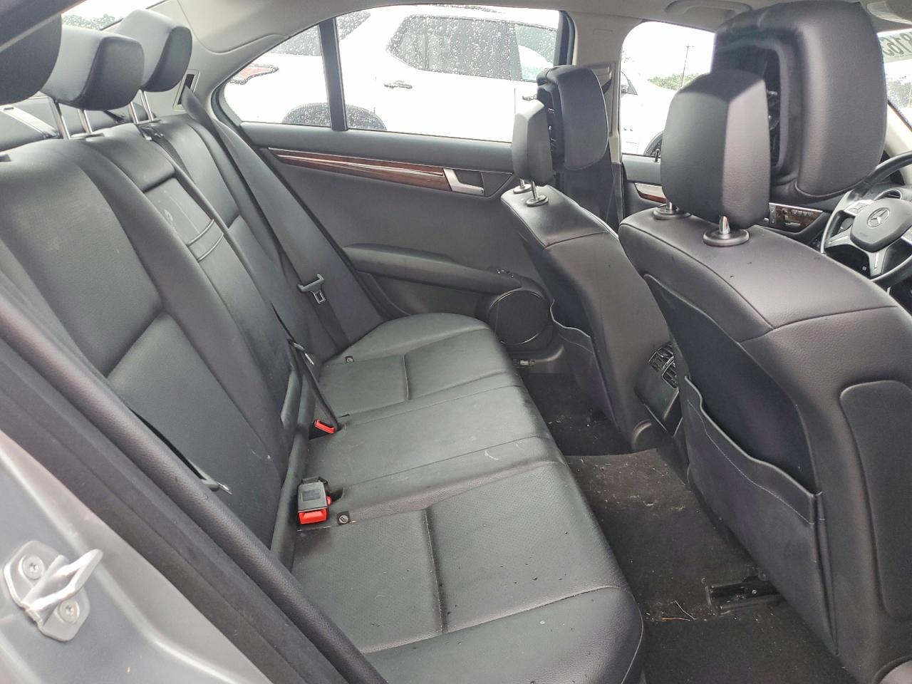 2013 Mercedes-benz C 300 4matic Silver vin: WDDGF8AB3DR265370