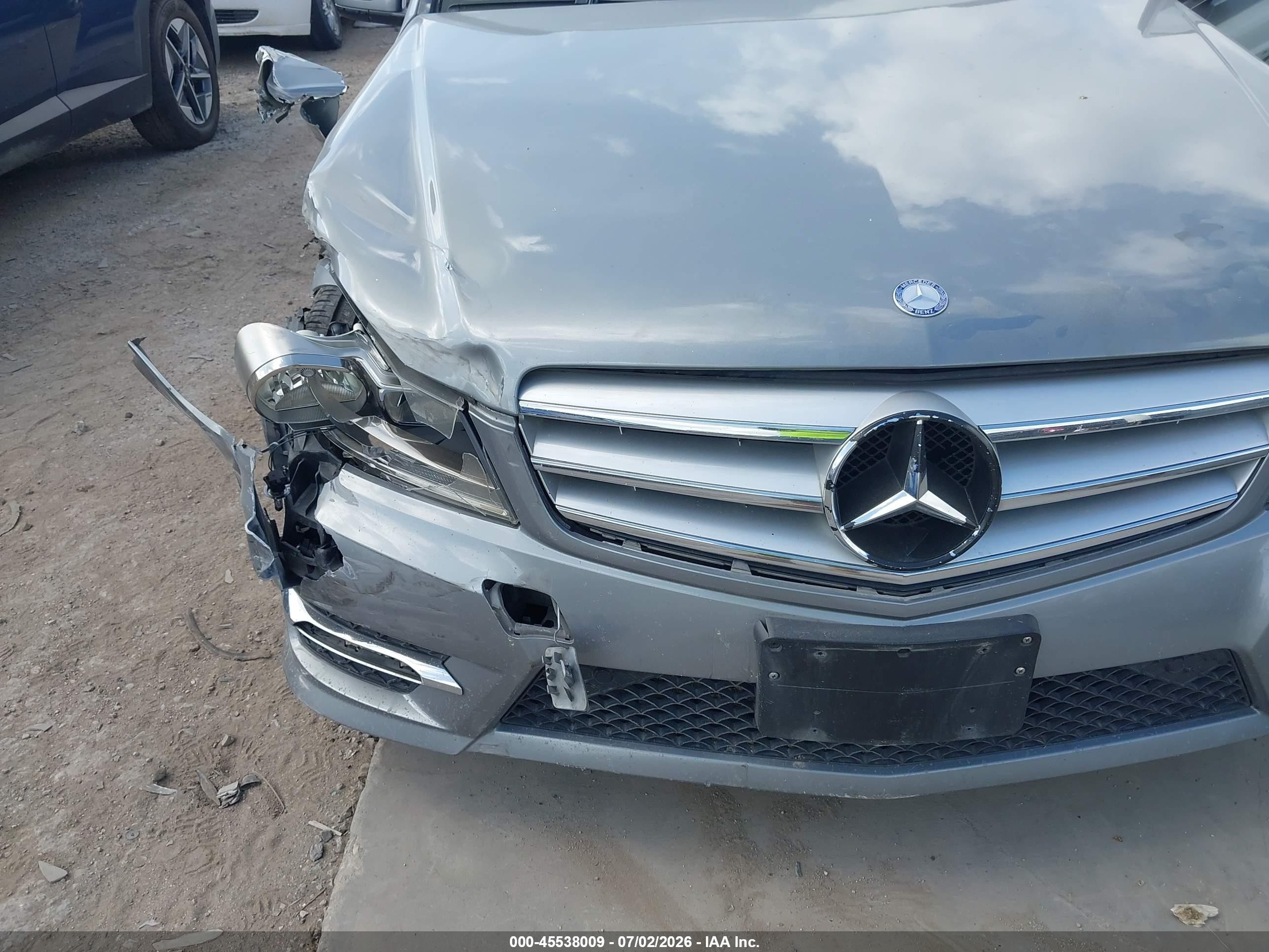 2013 Mercedes-benz C 300 Sport 4matic Gray vin: WDDGF8AB3DR268317