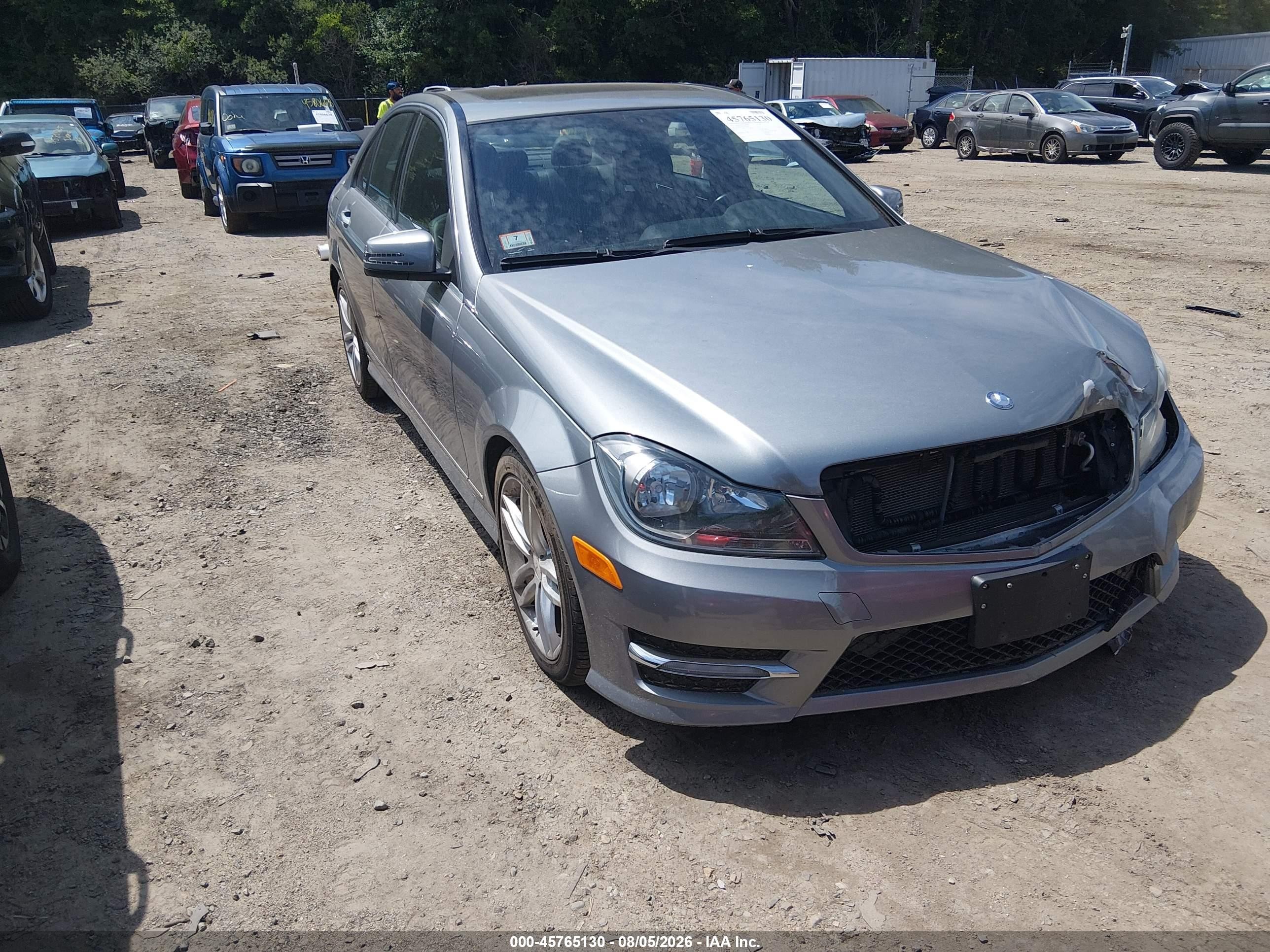 2013 Mercedes-benz C 300 Sport 4matic Gray vin: WDDGF8AB3DR272965