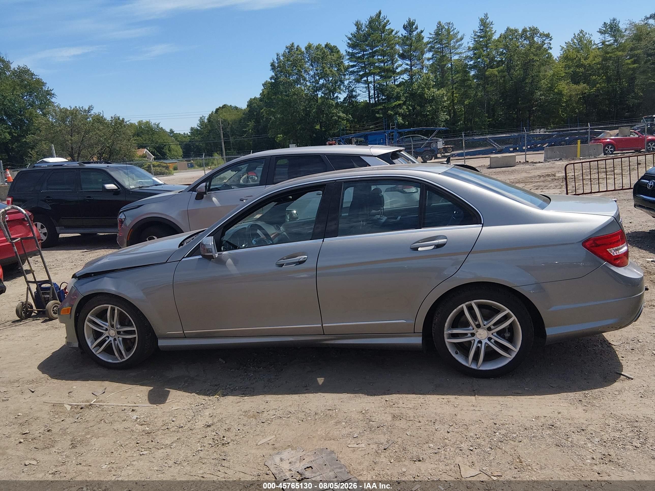 2013 Mercedes-benz C 300 Sport 4matic Gray vin: WDDGF8AB3DR272965
