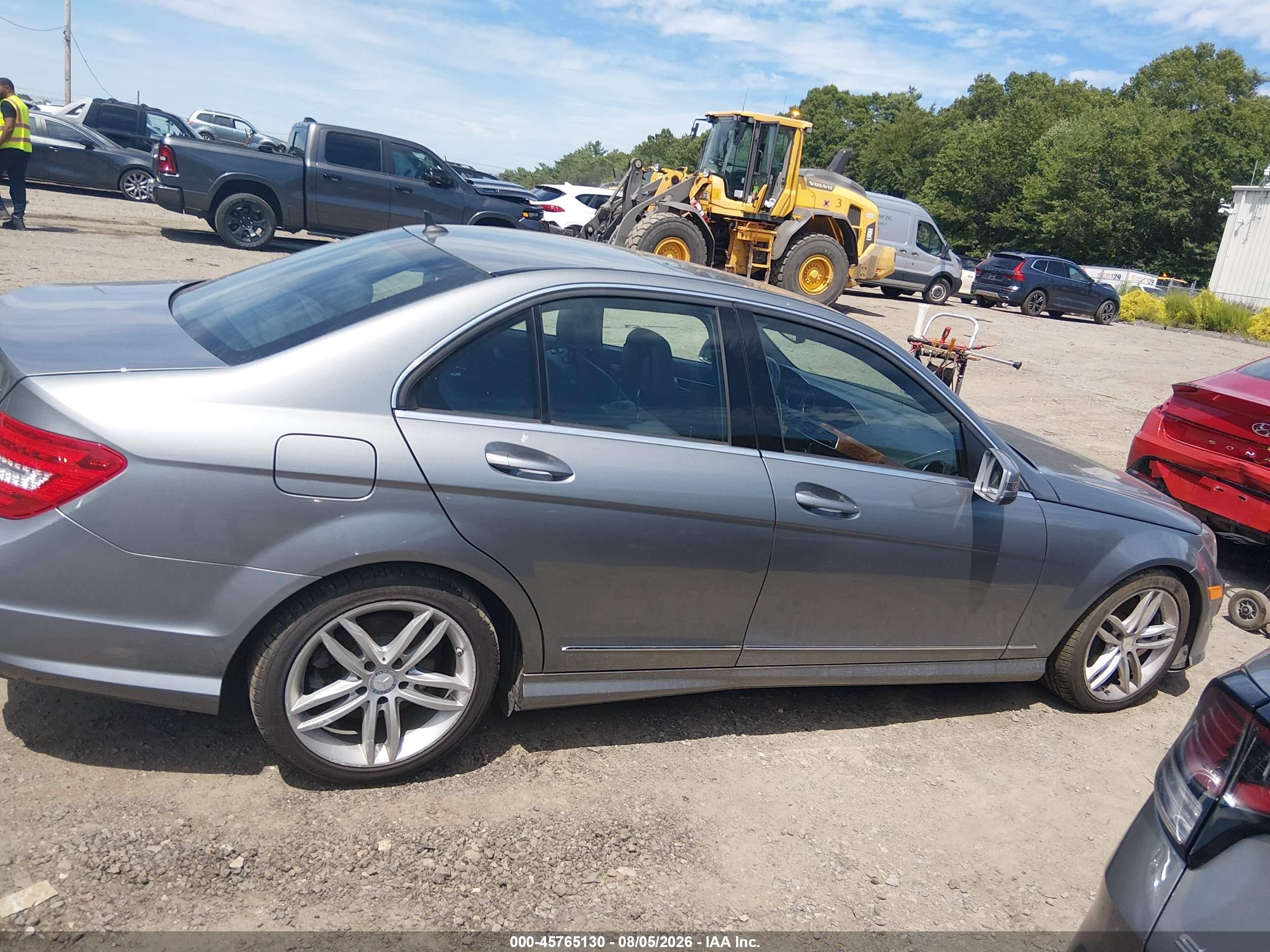 2013 Mercedes-benz C 300 Sport 4matic Gray vin: WDDGF8AB3DR272965