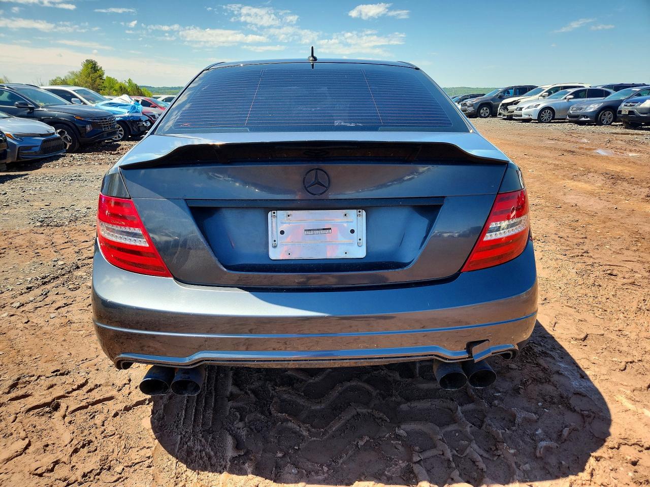 2013 Mercedes-benz C 300 4matic Charcoal vin: WDDGF8AB3DR279592