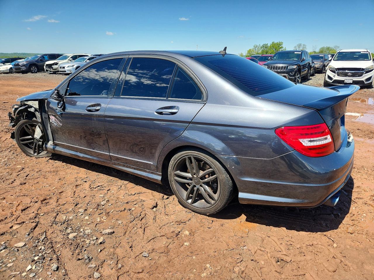 2013 Mercedes-benz C 300 4matic Charcoal vin: WDDGF8AB3DR279592