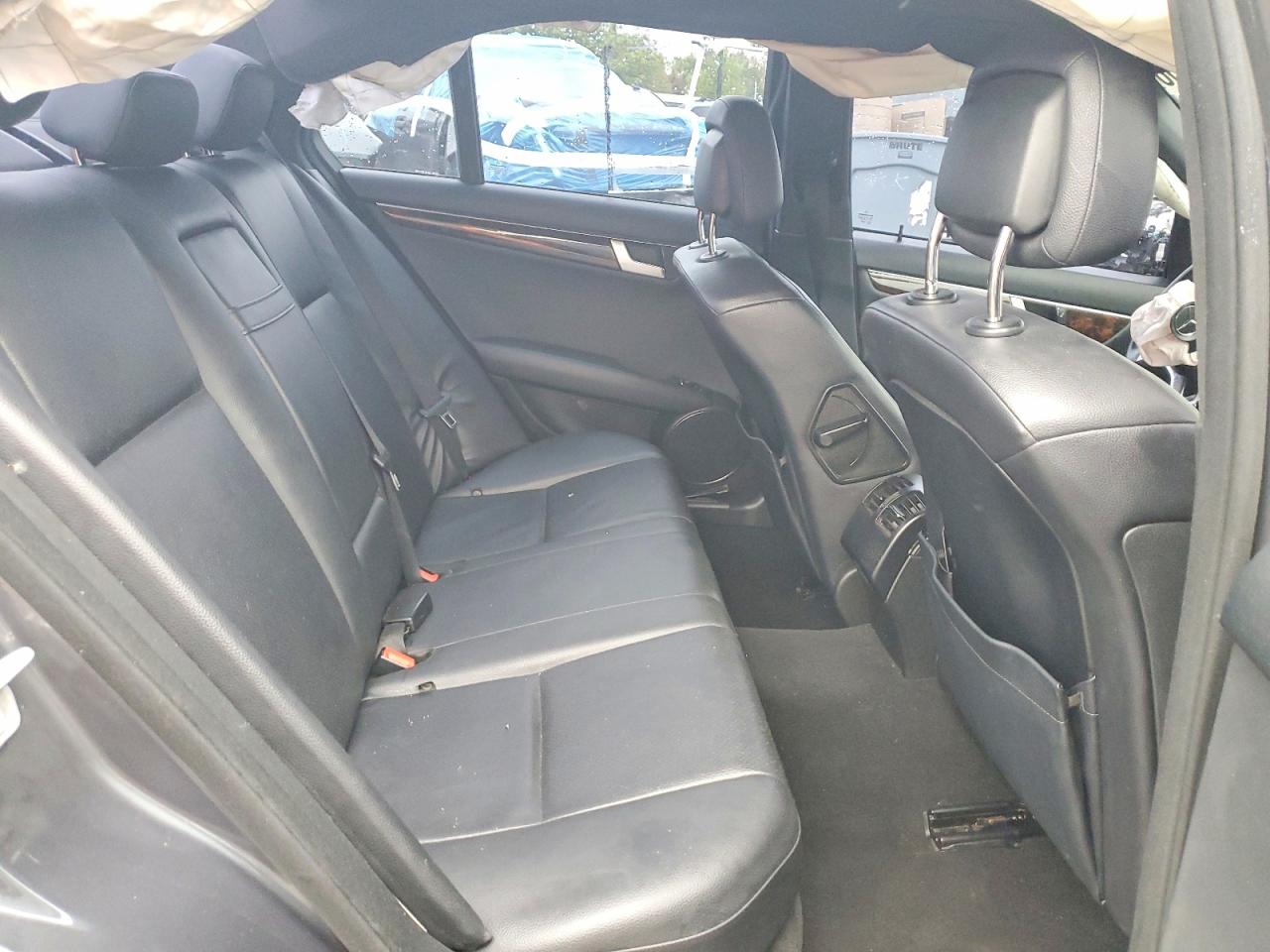 2013 Mercedes-benz C 300 4matic Charcoal vin: WDDGF8AB3DR279592