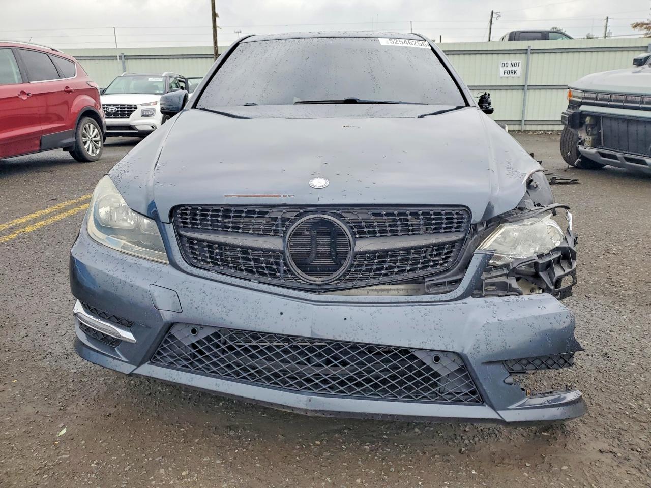 2013 Mercedes-benz C 300 4matic Charcoal vin: WDDGF8AB3DR279592