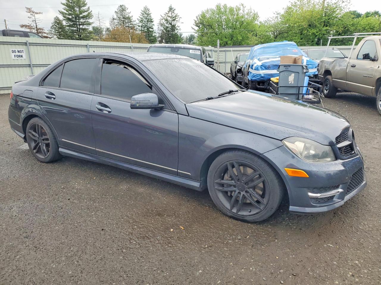 2013 Mercedes-benz C 300 4matic Charcoal vin: WDDGF8AB3DR279592