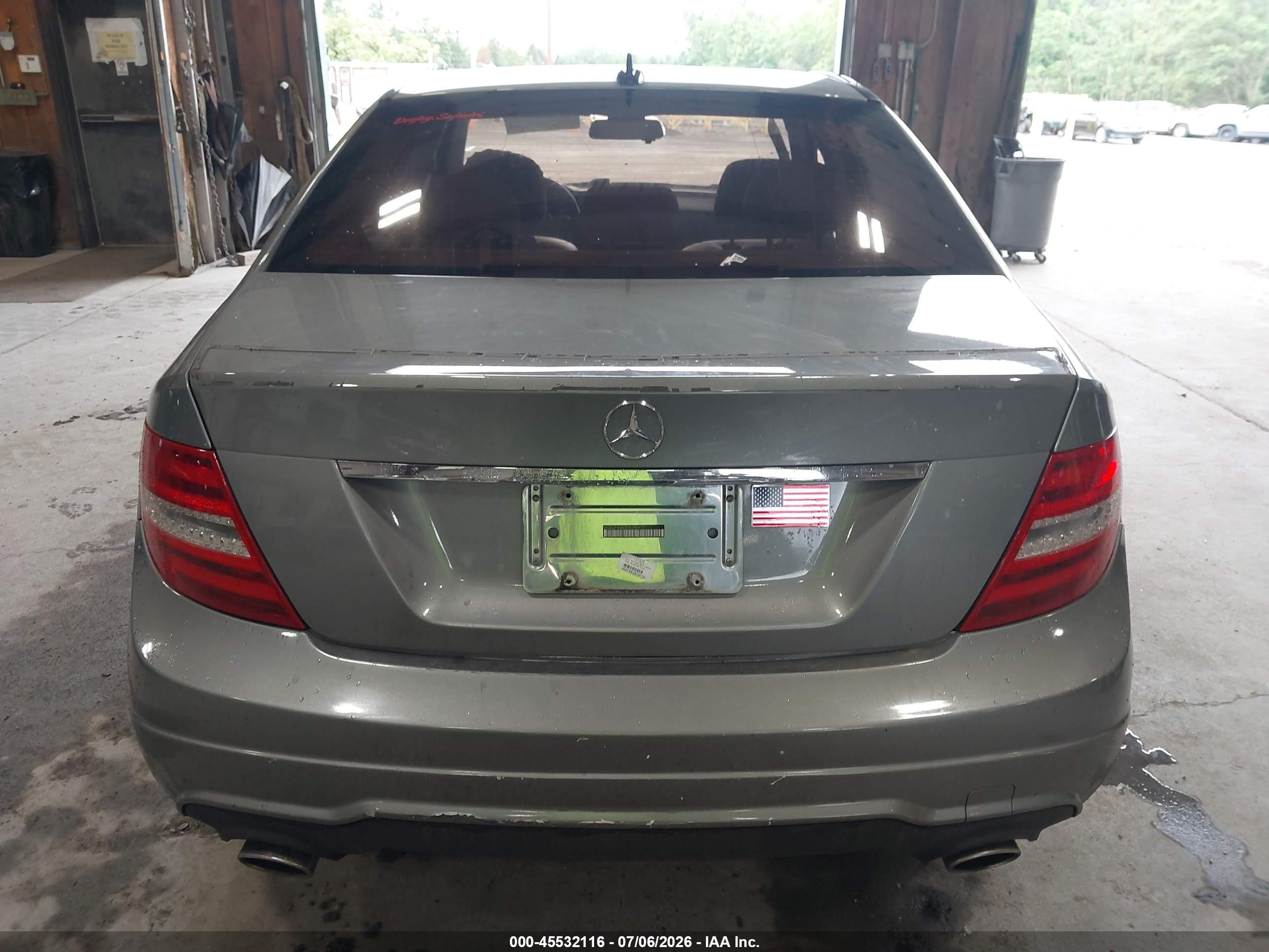 2013 Mercedes-benz C 300 Sport 4matic Gray vin: WDDGF8AB3DR294710