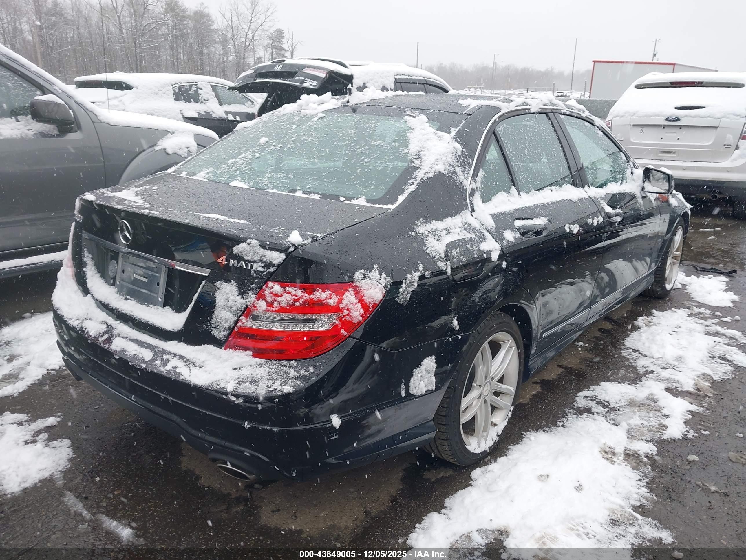 2013 Mercedes-benz C 300 Sport 4matic Black vin: WDDGF8AB3DR296229