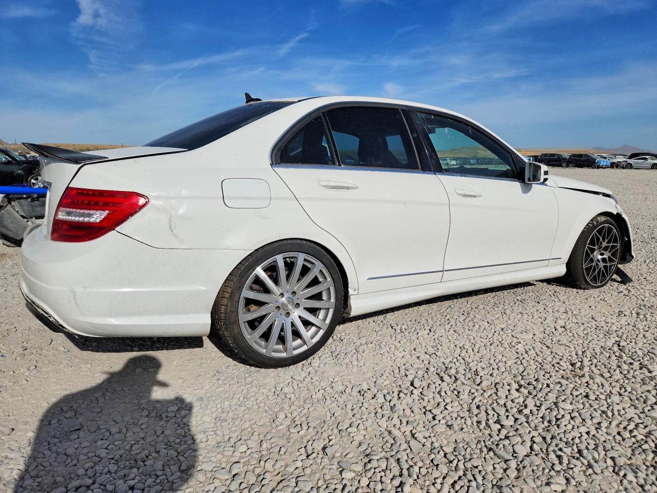 2014 Mercedes-benz C 300 4matic Белый vin: WDDGF8AB3EA942630