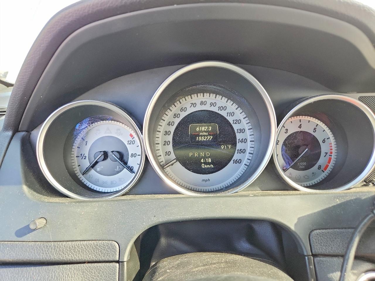 2014 Mercedes-benz C 300 4matic Белый vin: WDDGF8AB3EA942630
