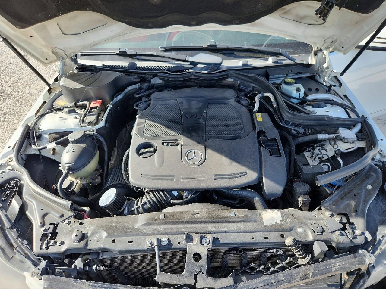 2014 Mercedes-benz C 300 4matic Белый vin: WDDGF8AB3EA942630