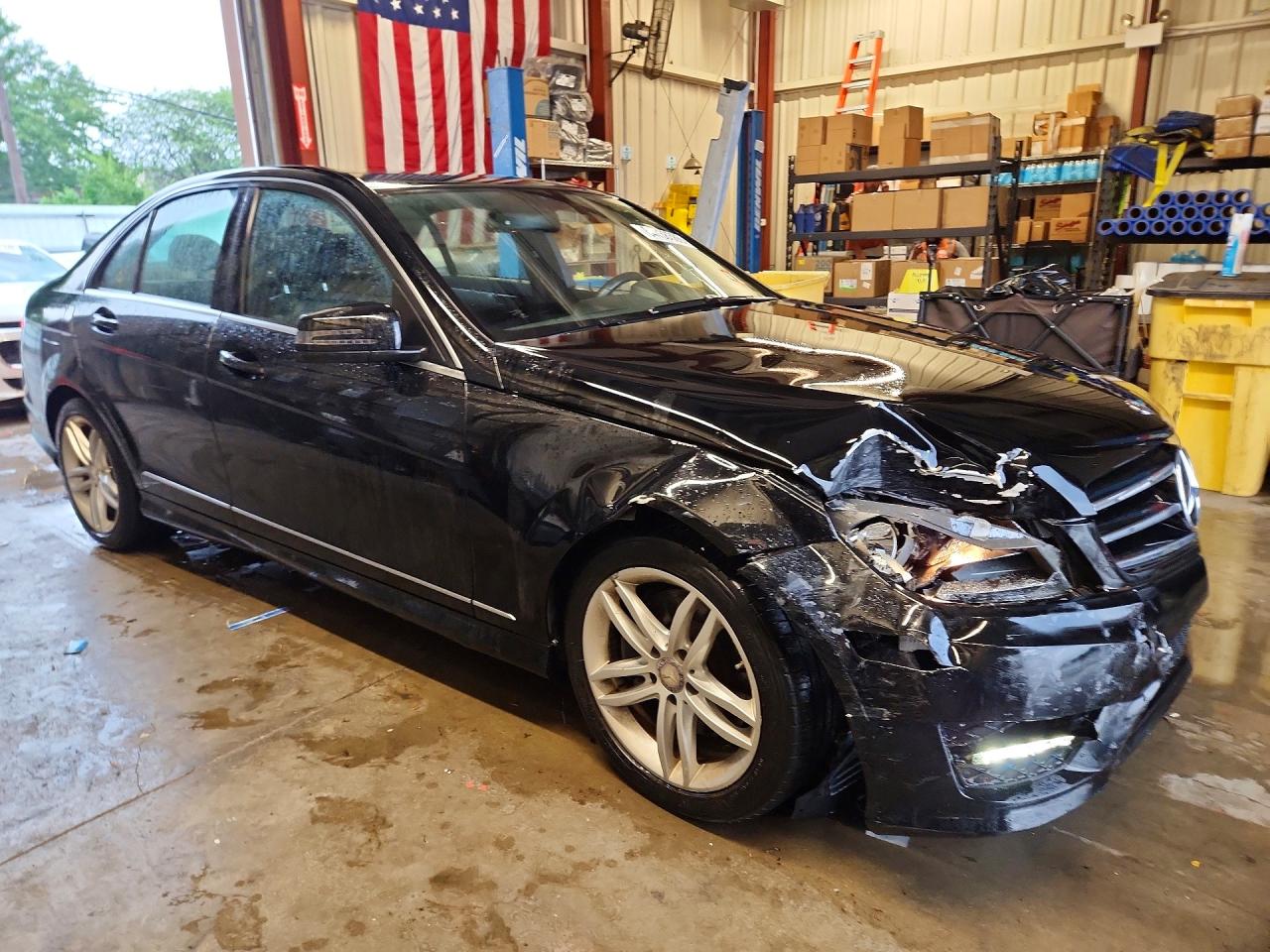 2014 Mercedes-benz C 300 4matic Black vin: WDDGF8AB3EG177349