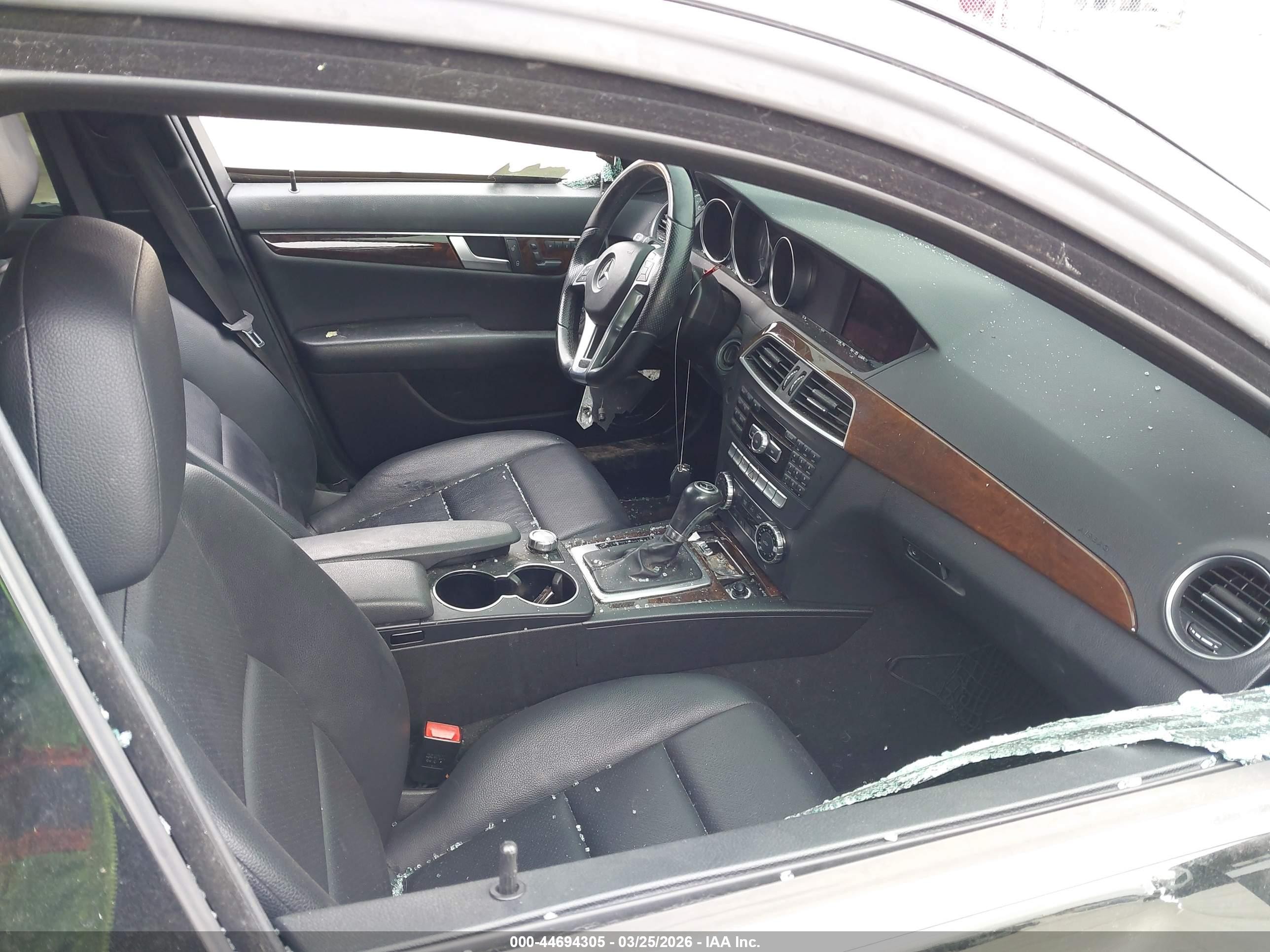 2014 Mercedes-benz C 300 Sport 4matic Black vin: WDDGF8AB3ER303259