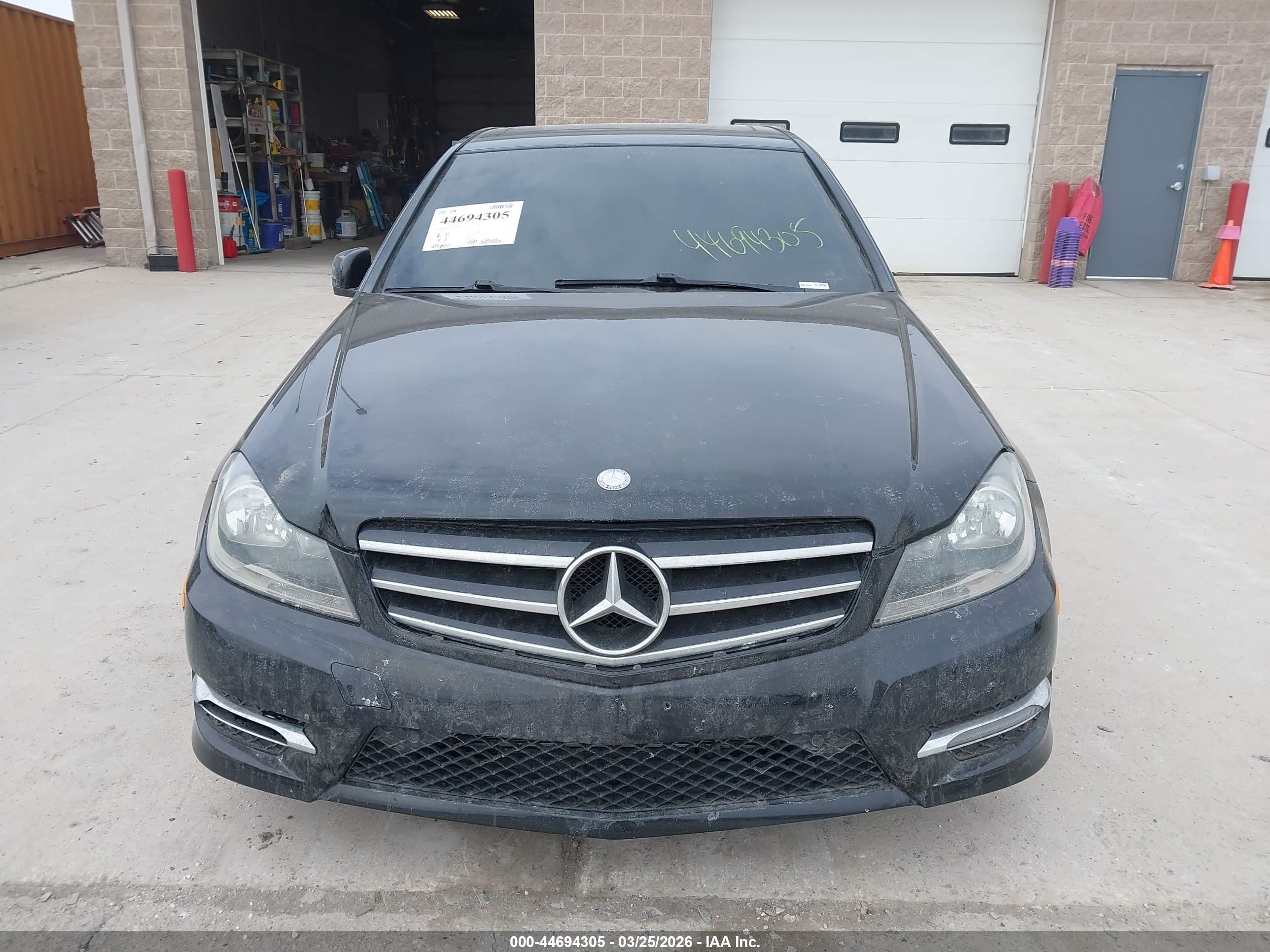 2014 Mercedes-benz C 300 Sport 4matic Black vin: WDDGF8AB3ER303259