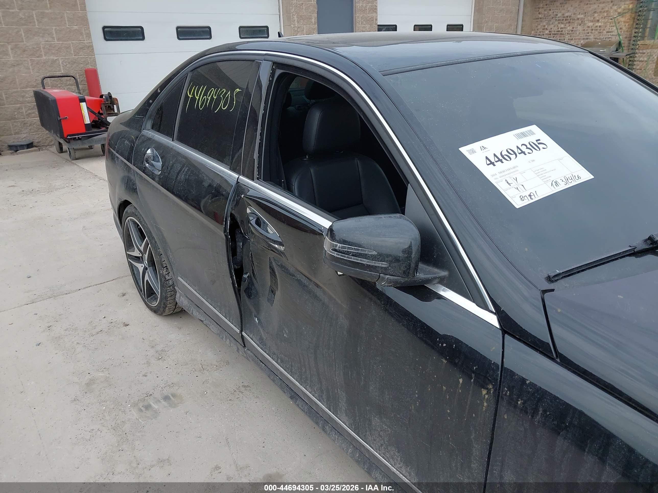 2014 Mercedes-benz C 300 Sport 4matic Black vin: WDDGF8AB3ER303259
