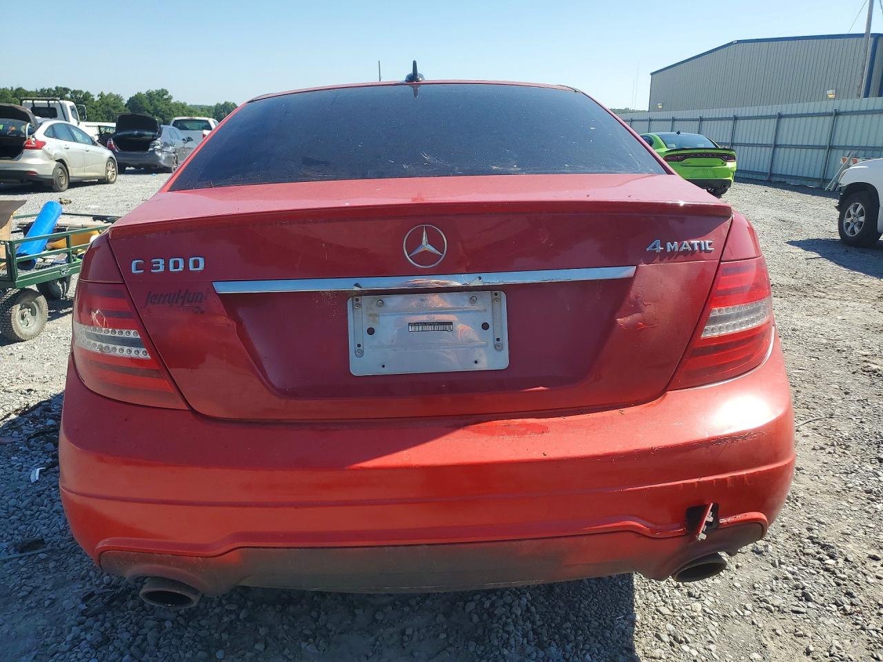 2013 Mercedes-benz C 300 4matic Red vin: WDDGF8AB4DA776391