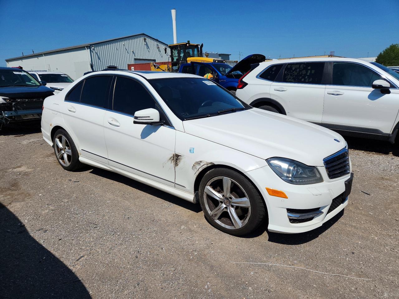 2013 Mercedes-benz C 300 4matic Белый vin: WDDGF8AB4DA788198