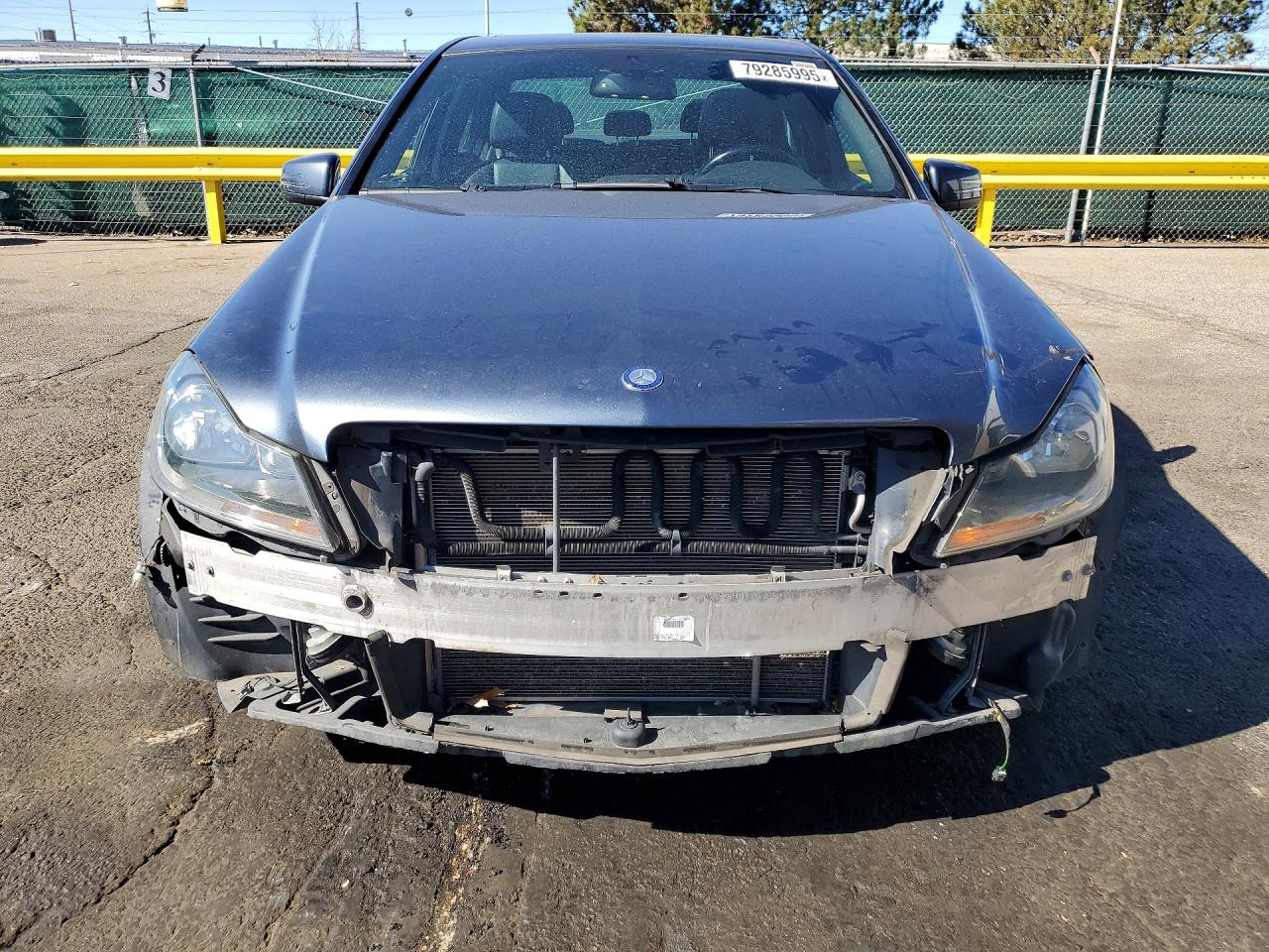 2013 Mercedes Benz 300 Gray vin: WDDGF8AB4DA789030