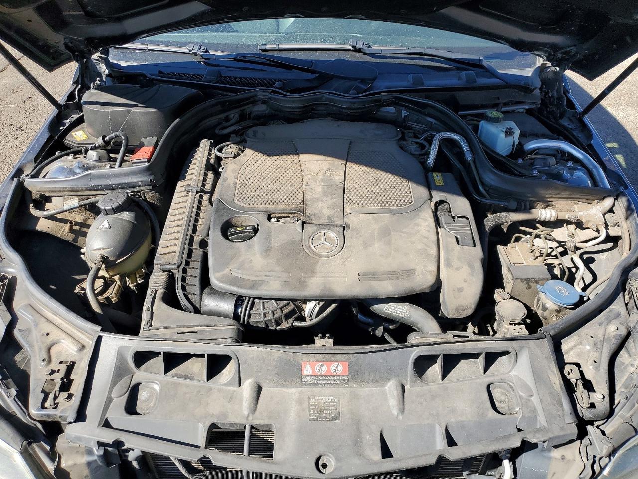 2013 Mercedes Benz 300 Gray vin: WDDGF8AB4DA789030