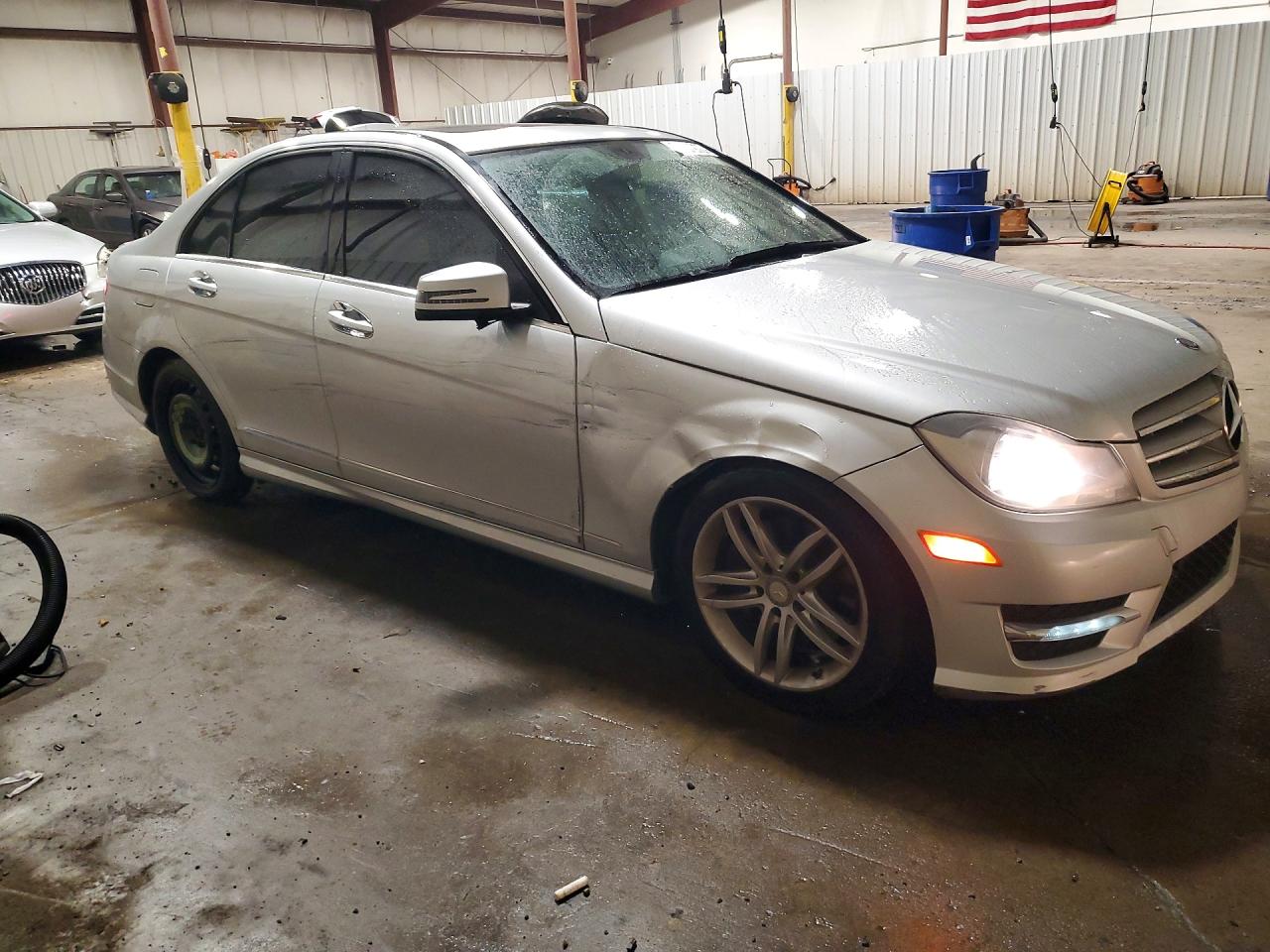 2013 Mercedes-benz C 300 4matic Silver vin: WDDGF8AB4DA840817