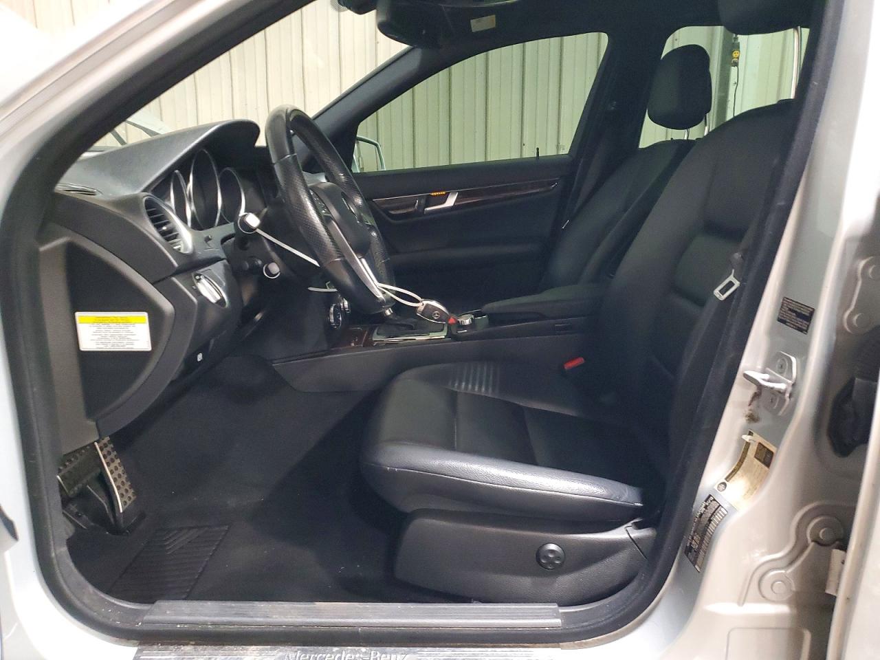 2013 Mercedes-benz C 300 4matic Silver vin: WDDGF8AB4DA840817