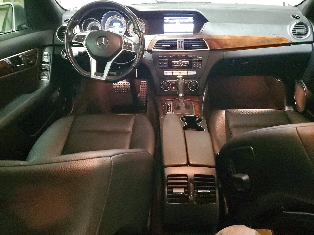 2013 Mercedes-benz C 300 4matic Silver vin: WDDGF8AB4DA840817